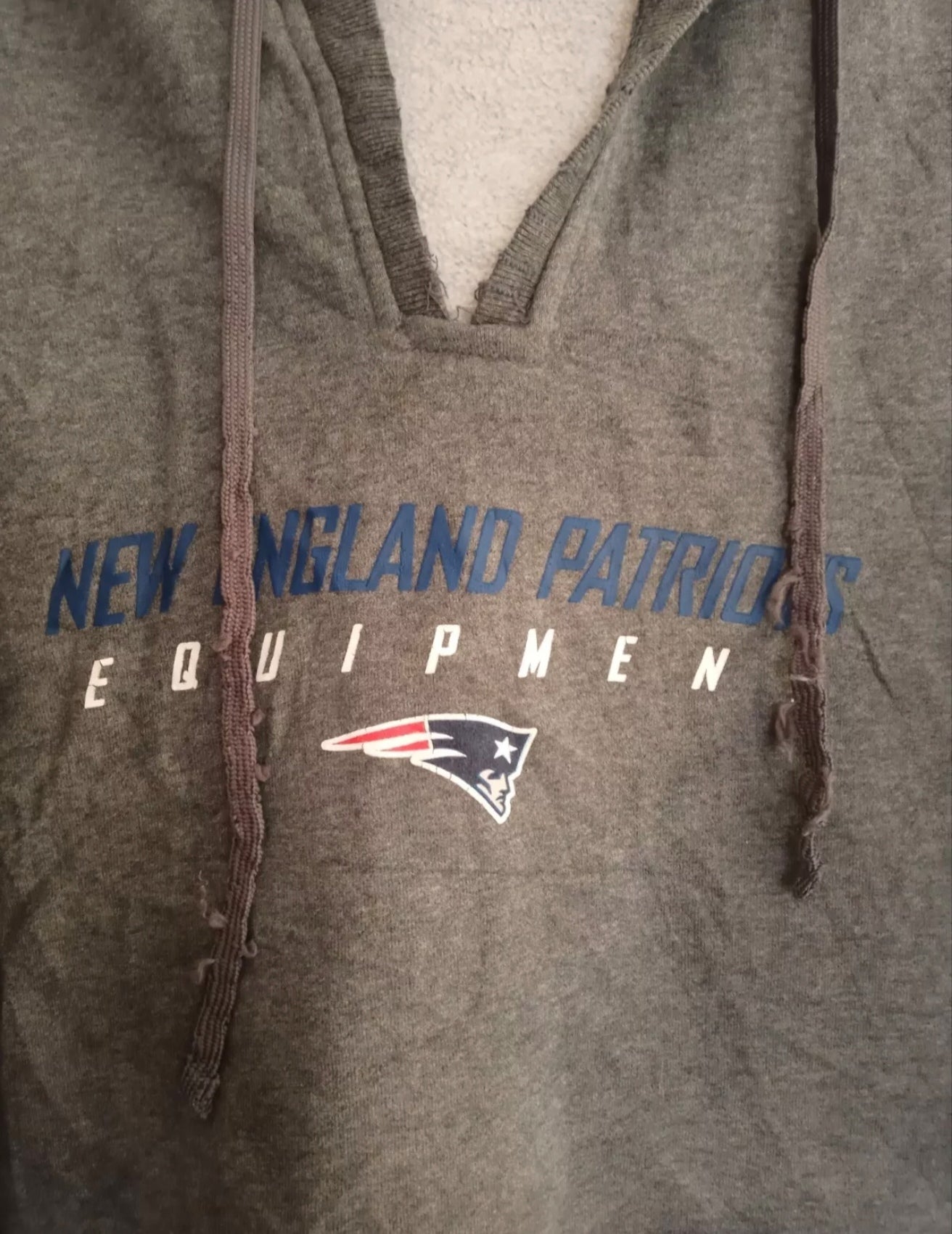 Reebok vintage New England Patriots sideline oversized hoodie, grey, size Small