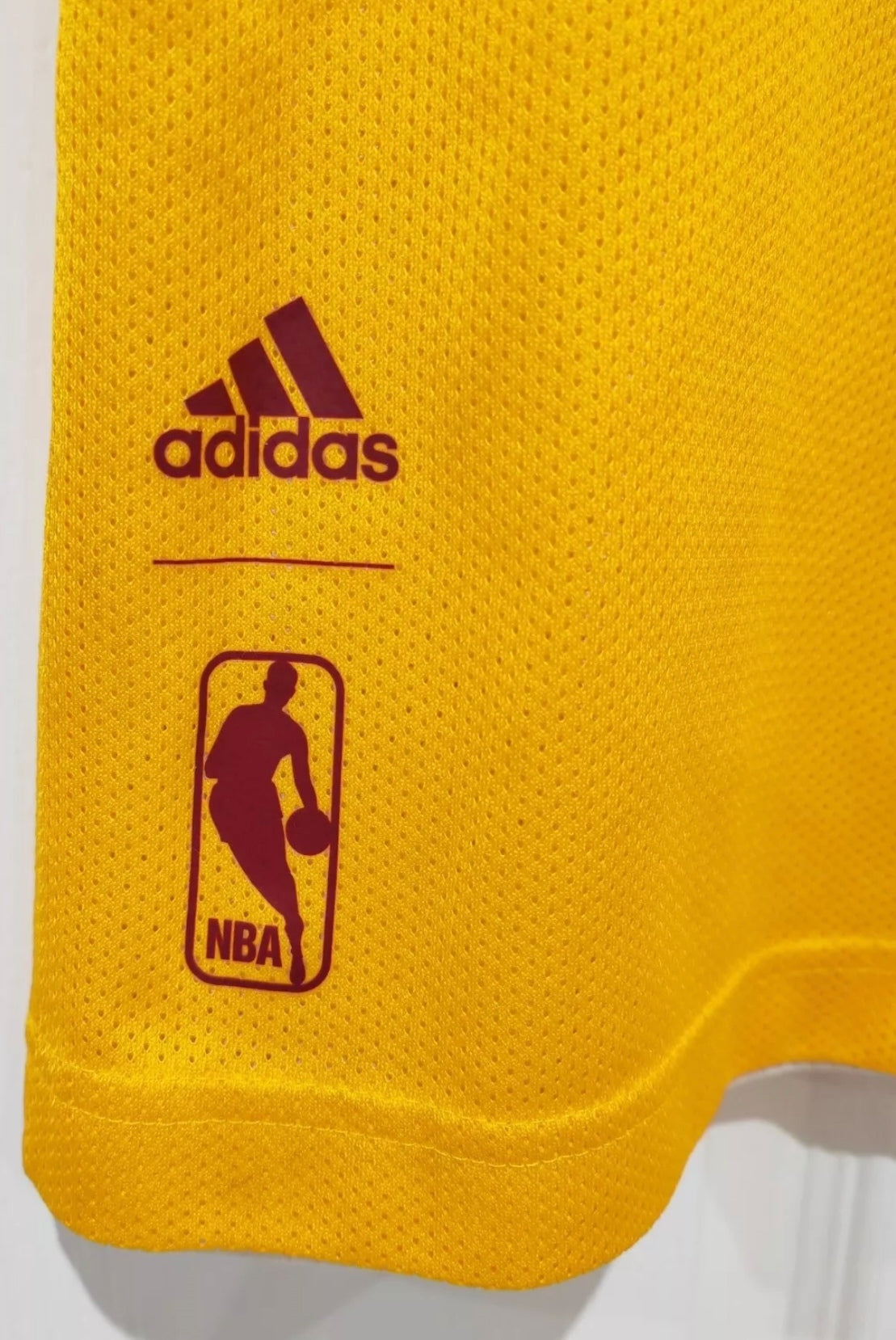 Youth Adidas Cleveland Cavaliers NBA Basketball Training Vest, Yellow, Size 9-10