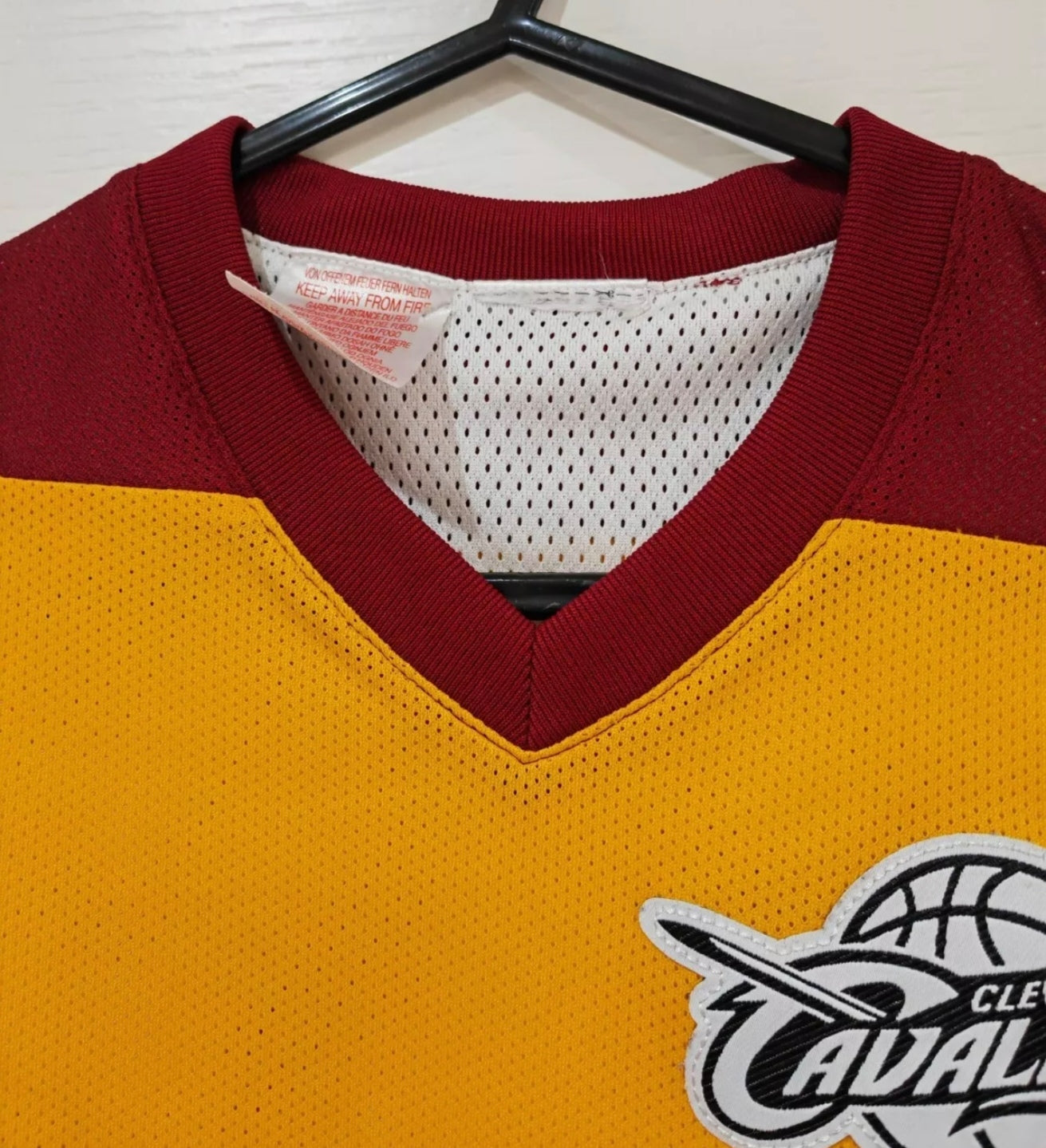 Youth Adidas Cleveland Cavaliers NBA Basketball Training Vest, Yellow, Size 9-10
