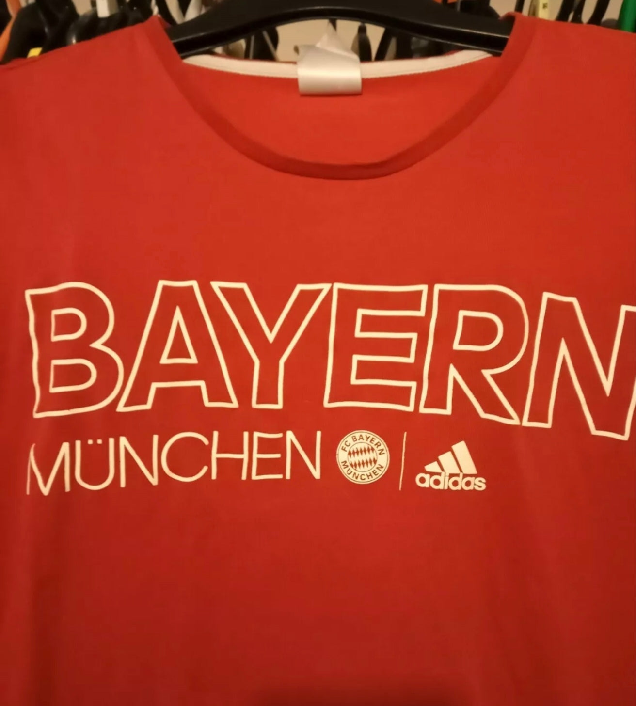 Men's Adidas Bayern Munich Red T Shirt, Size Small