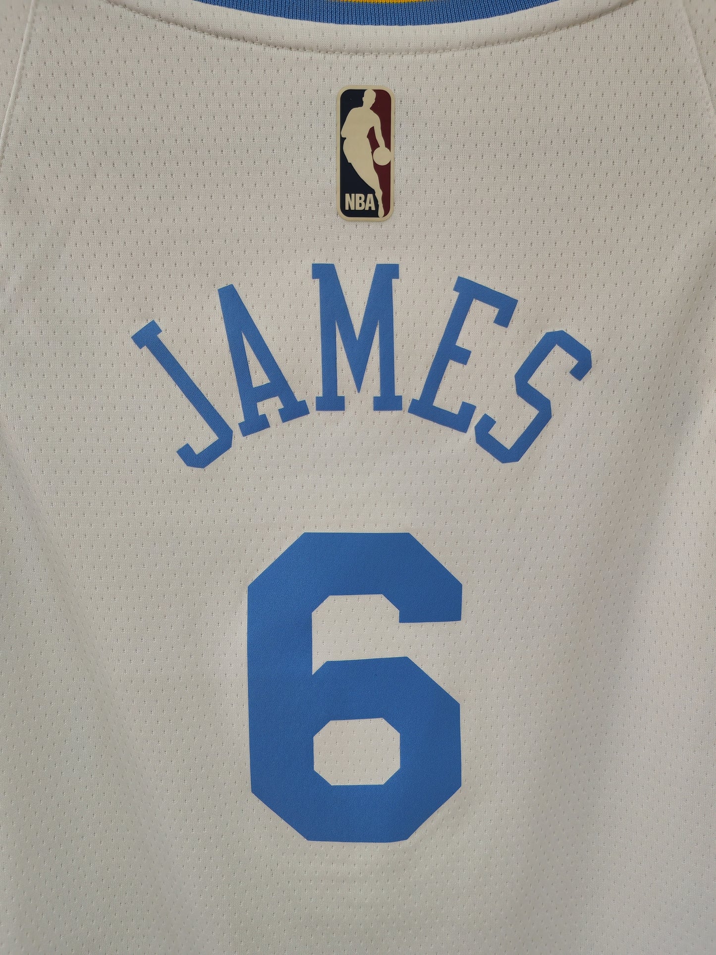 Nike Los Angeles Lakers NBA Classic Edition Jersey, #6 James, White, Size Small