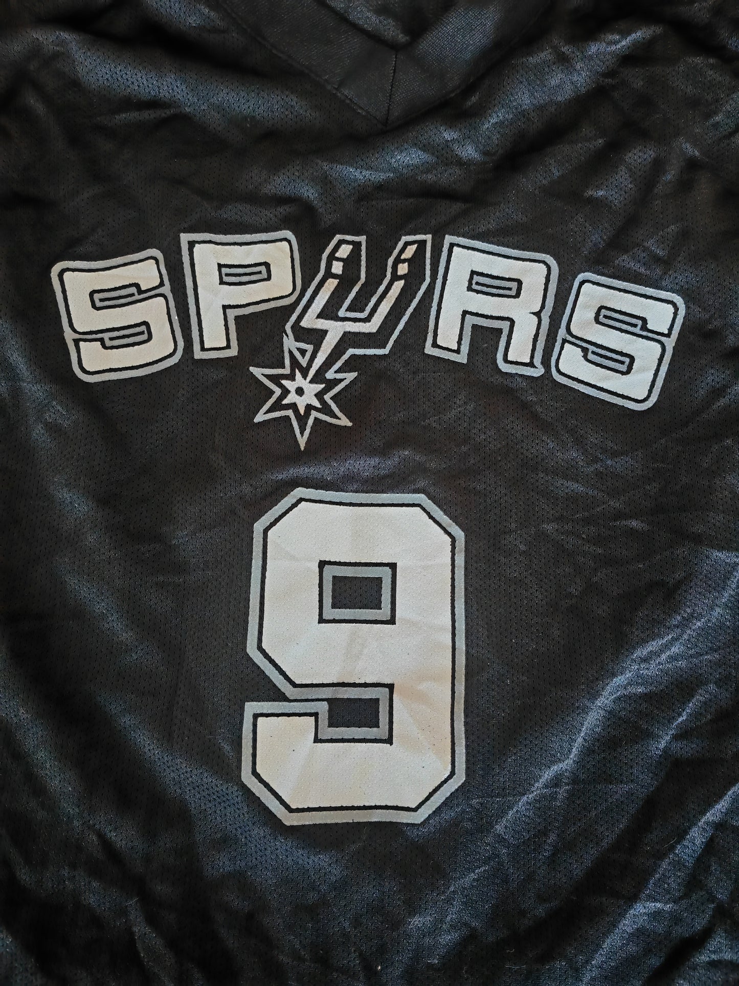 Youth NBA San Antonio Spurs Basketball Jersey, #9 Parker, Black, Size YL