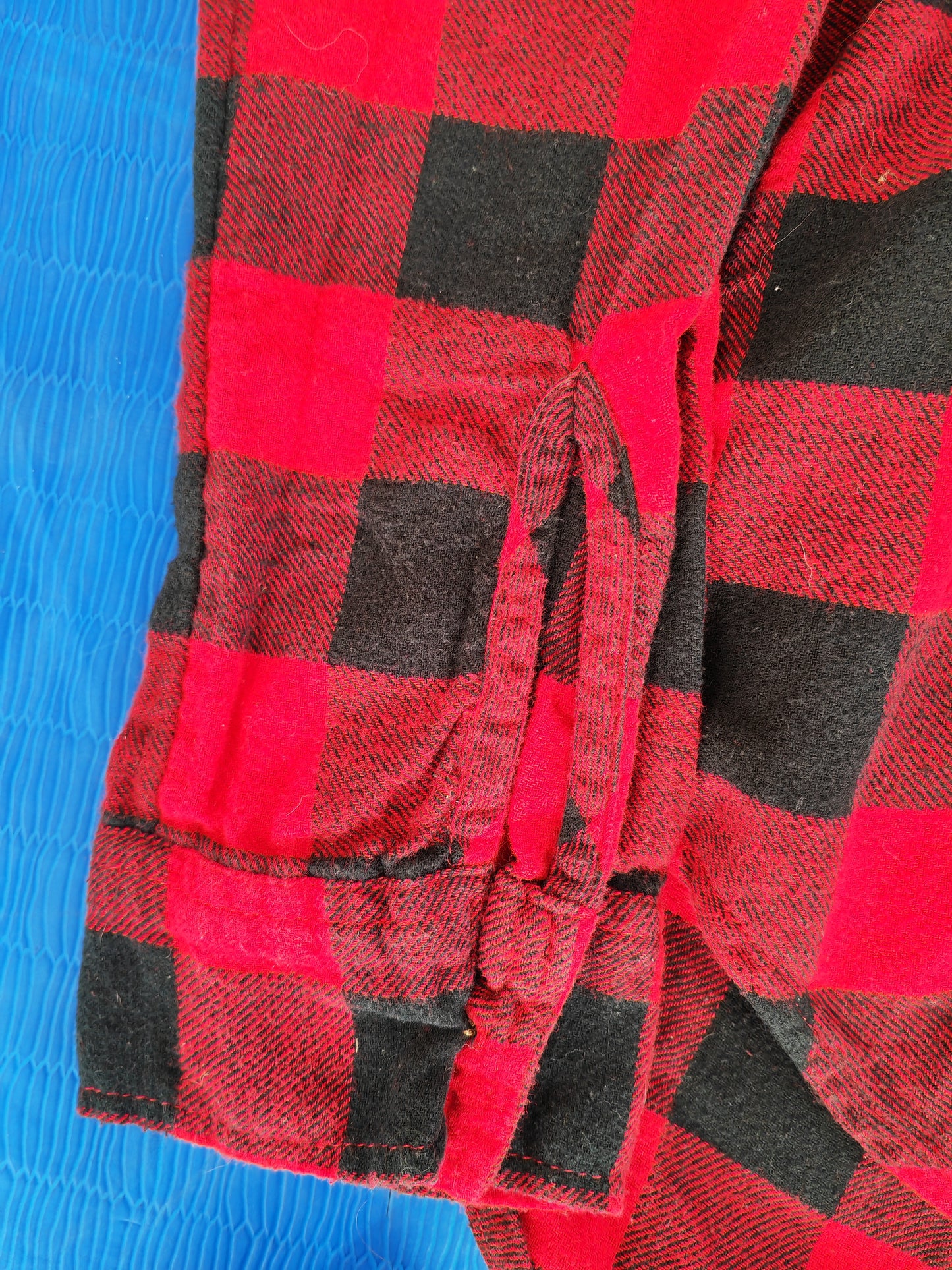 Women's Hollister Red Chequered Button Up Long Sleeve Shirt, Size Large