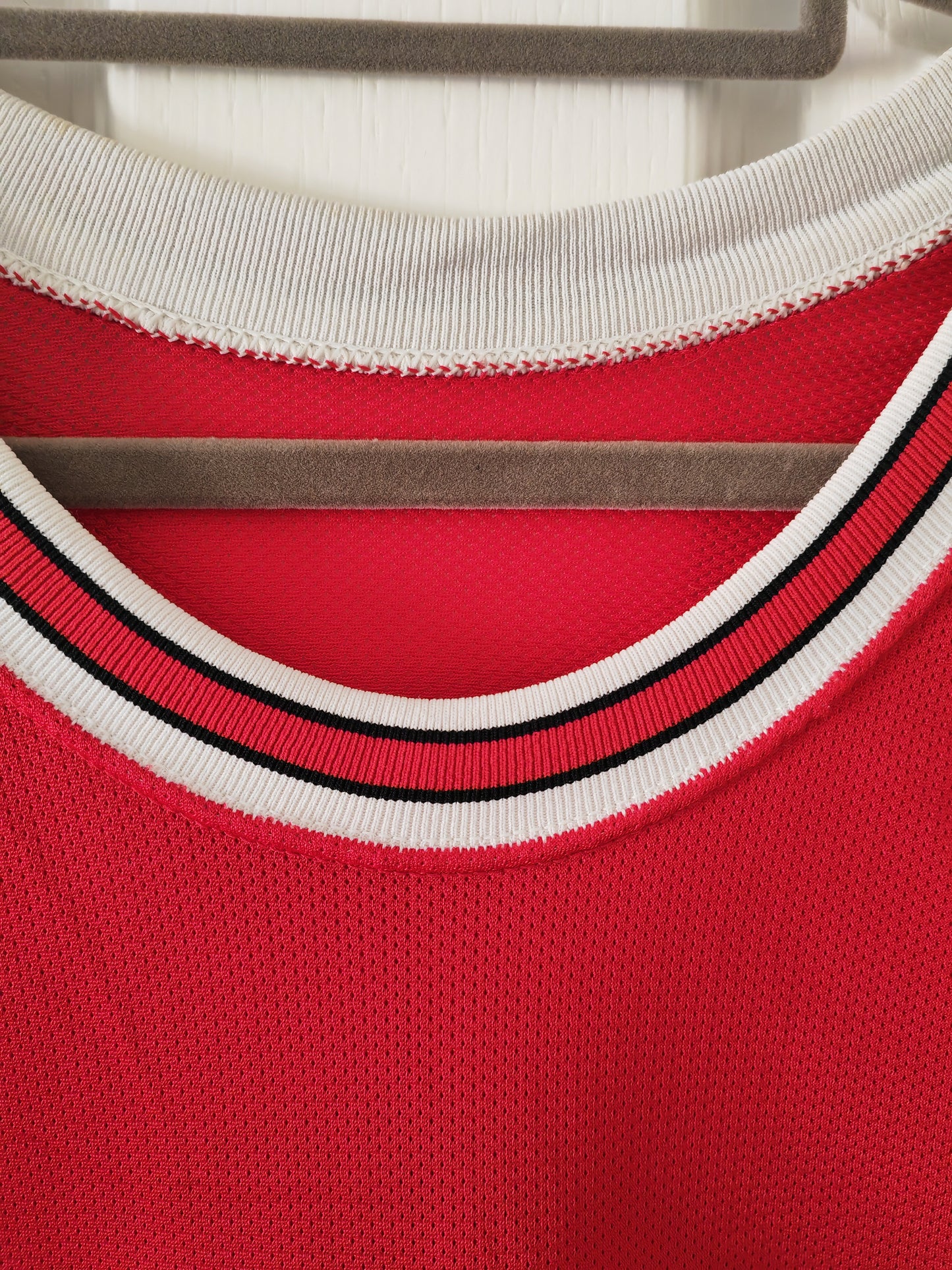 Champion Chicago Bulls NBA Jersey, #23 Jordan, Red, Size 48 XL