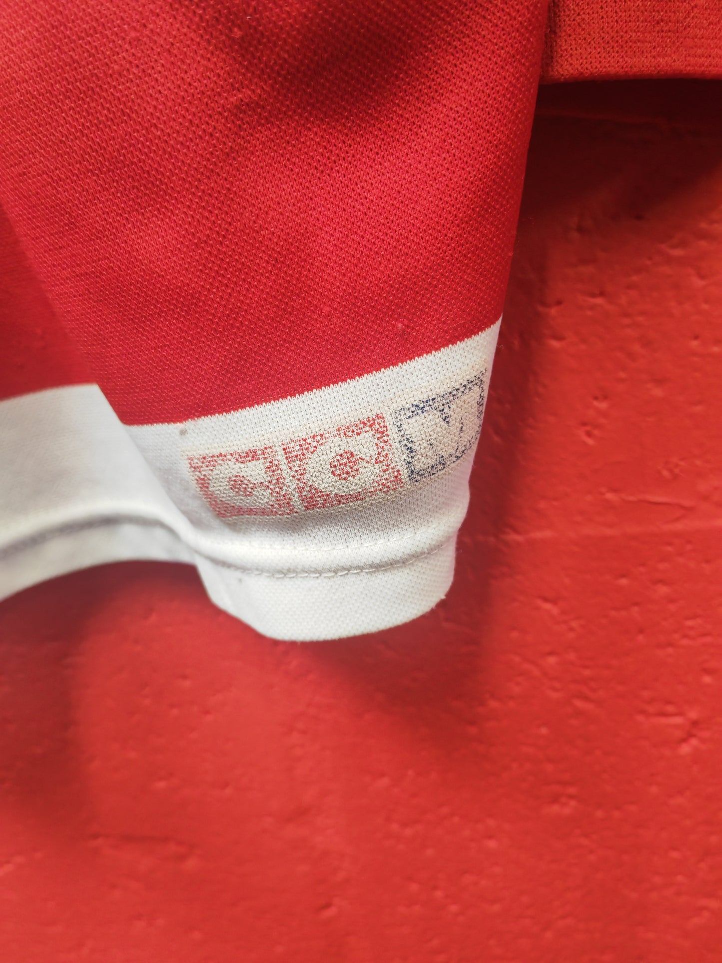 CCM Detroit Red Wings NHL Jersey, #24 Probert, White/Red, Size Small