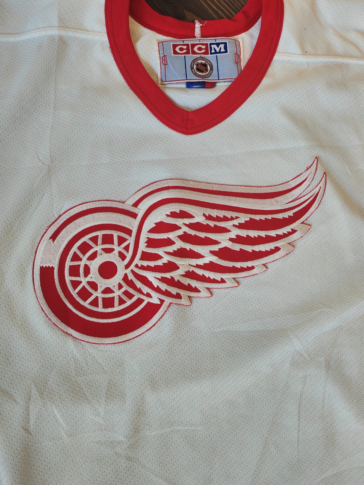 CCM Detroit Red Wings NHL Hockey Jersey, White, Size XL