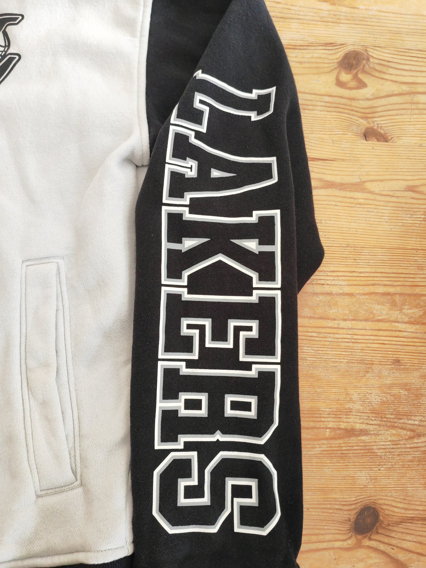 Hollister Los Angeles Lakers NBA Snap Hoodie, Grey/Black, Size Small