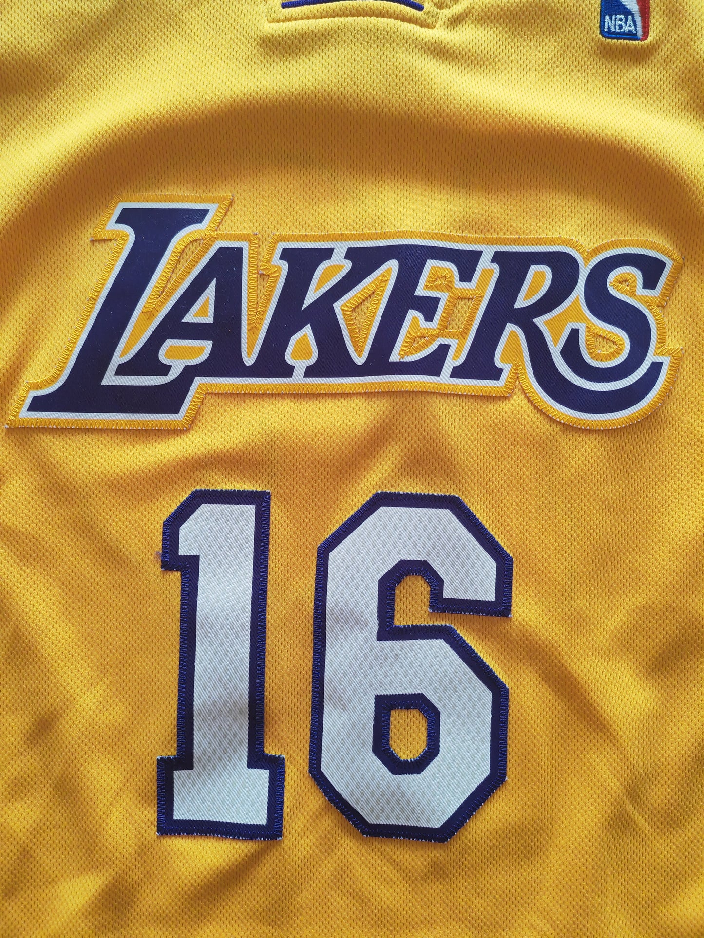 Adidas Los Angeles Lakers NBA Jersey, #16 Gasol, Yellow, Size XS +2 Length