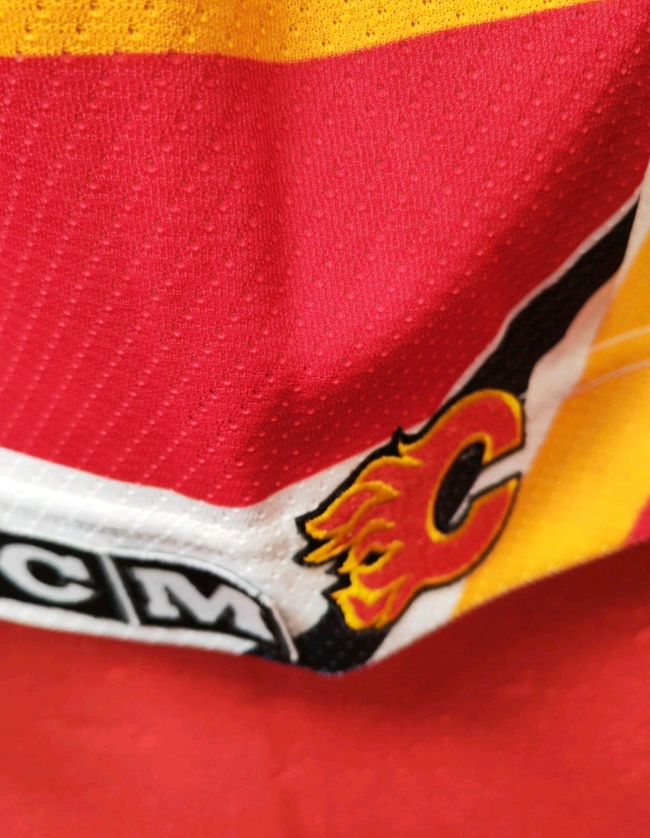 CCM Calgary Flames NHL Hockey Jersey, White/Red, Size Small