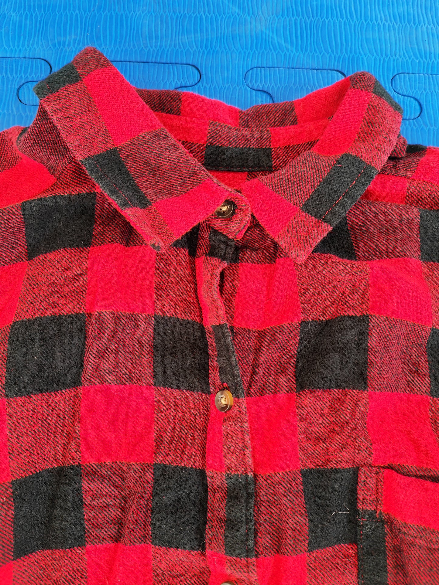 Women's Hollister Red Chequered Button Up Long Sleeve Shirt, Size Large