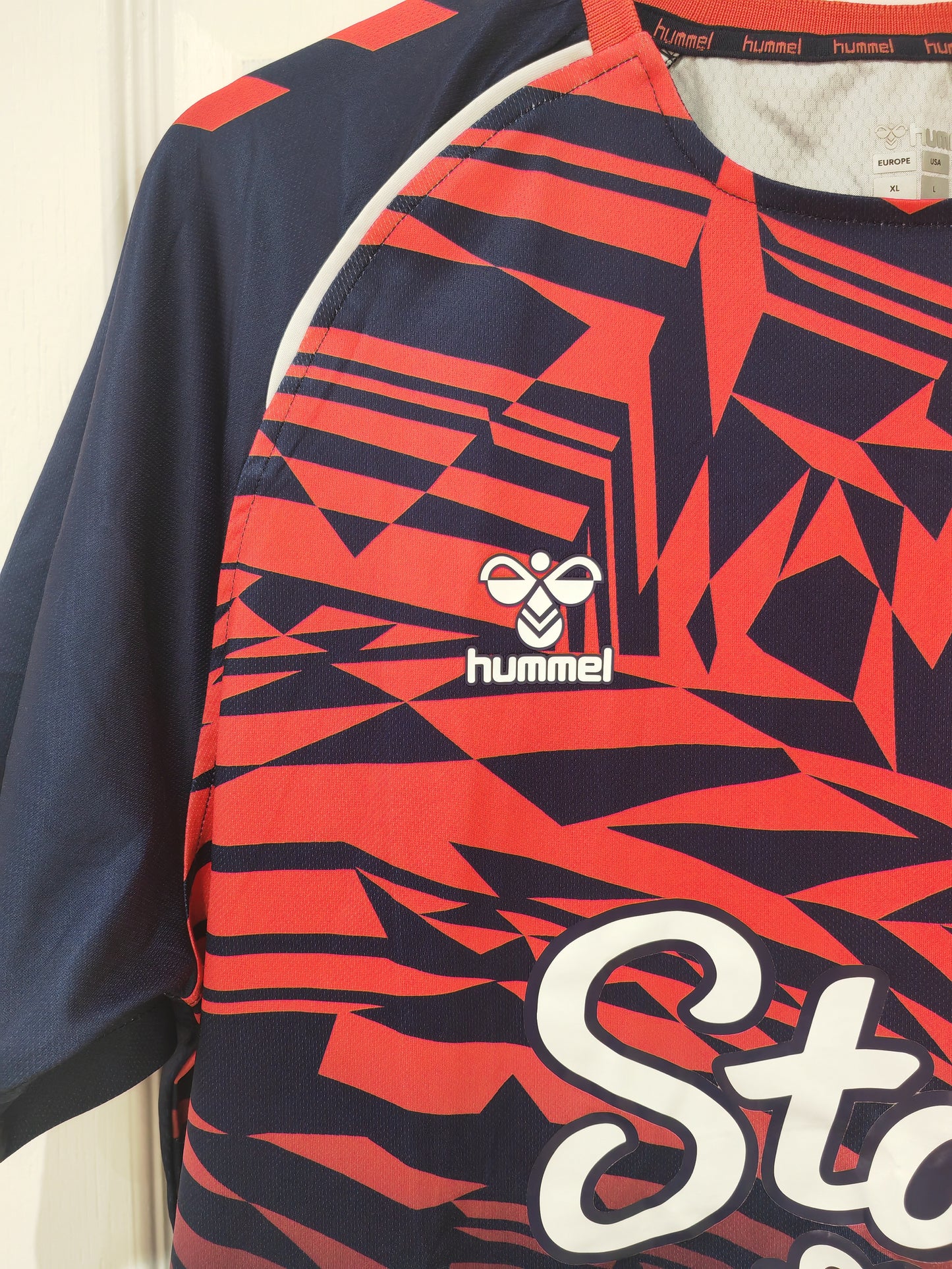 Hummel Everton FC Short Sleeve Training Shirt, Navy Blue/Pink, Size XL