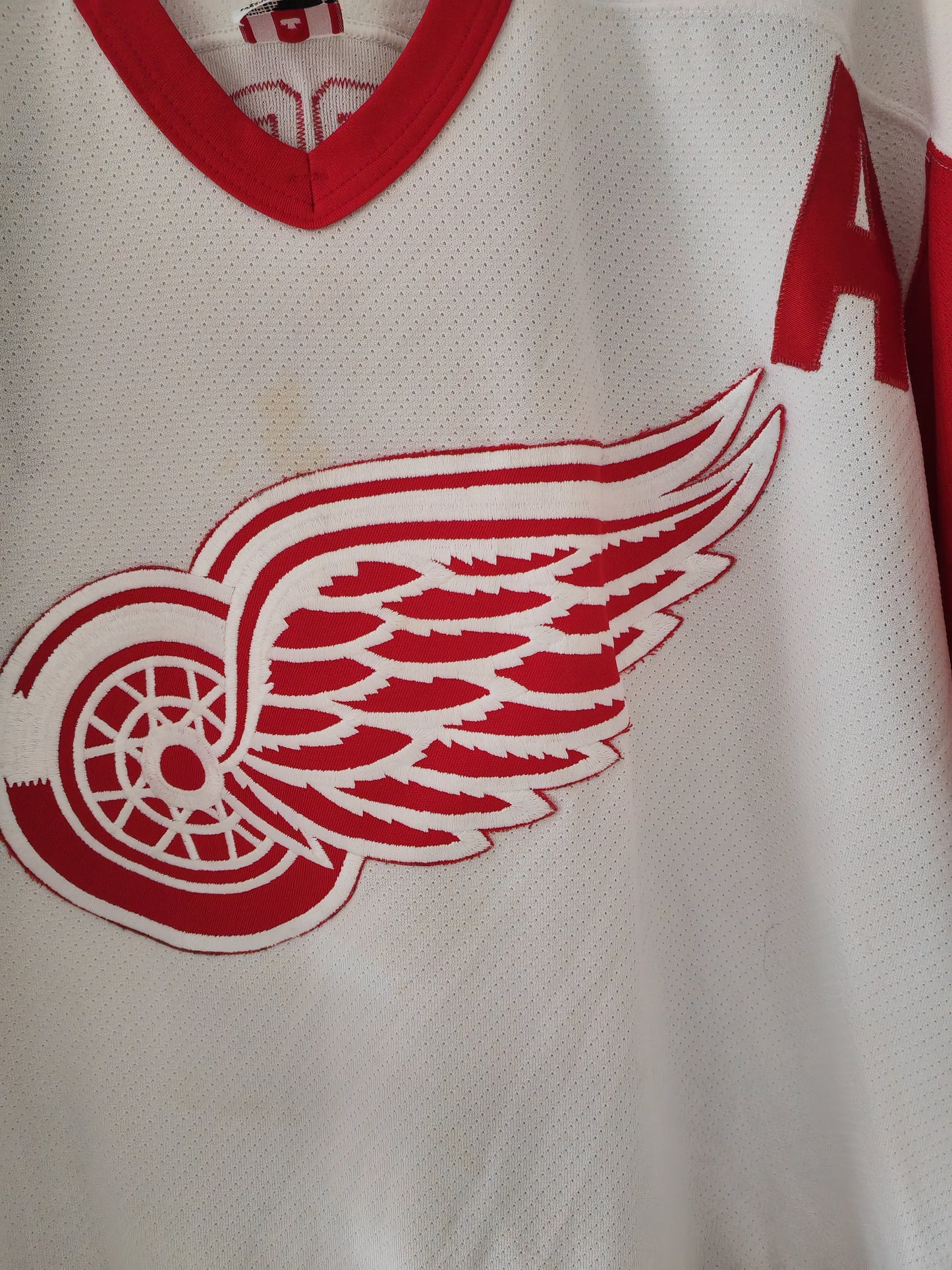 CCM Detroit Red Wings NHL Jersey, #3 Abbott, Sleeves Cut, Size Large
