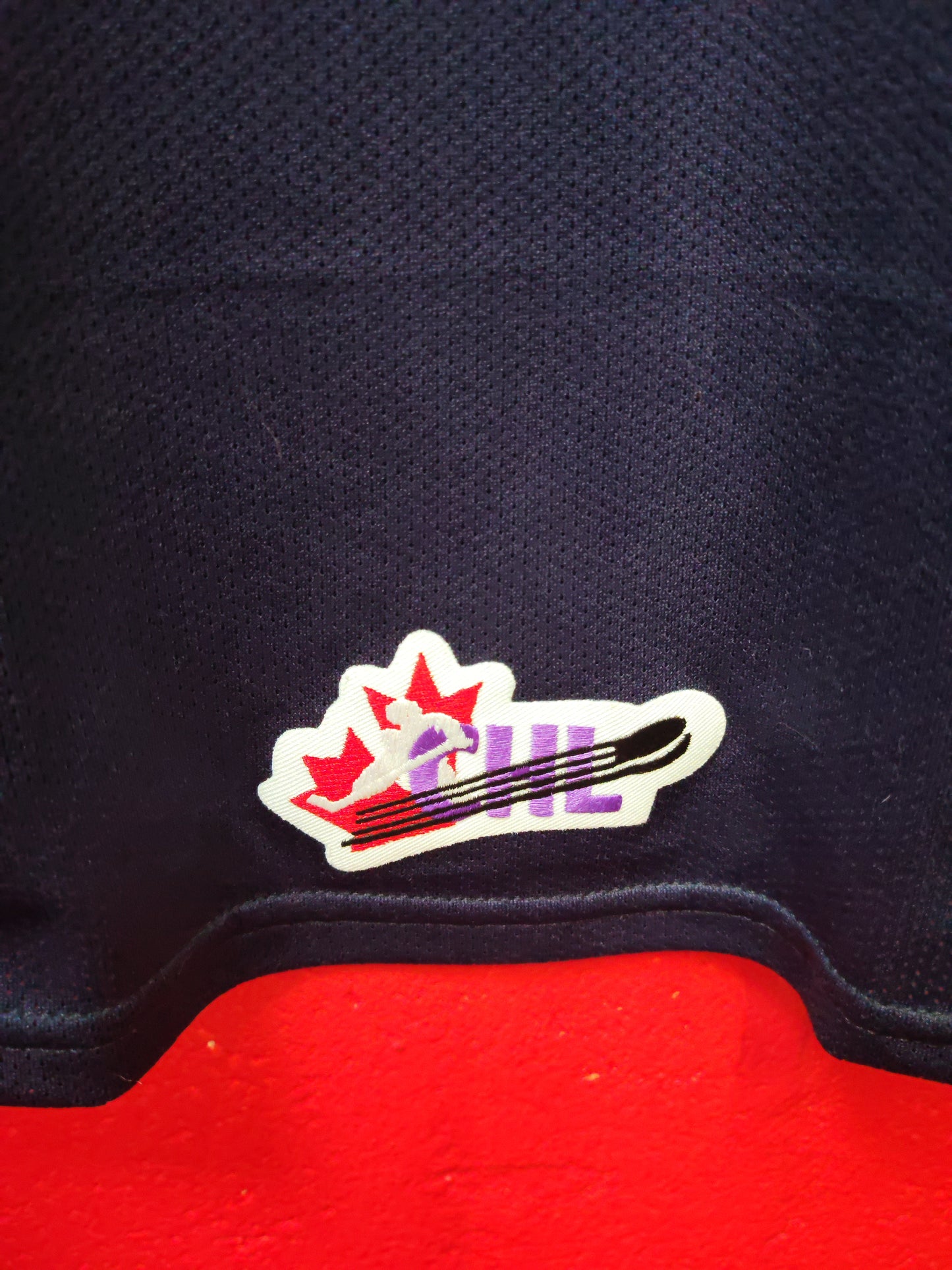 Reebok Kamloops Blazers WHL/CHL Ice Hockey Jersey, Navy, Size Small