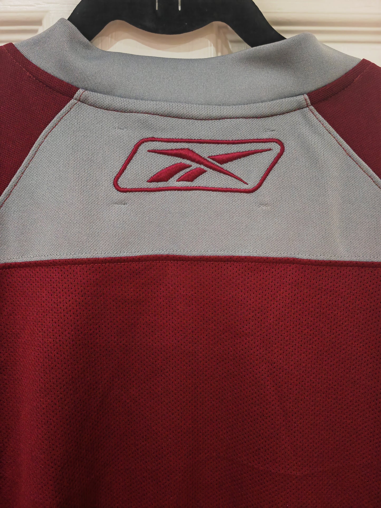 Reebok Colorado Avalanche Warm Up/Training Jersey, Burgundy, Size XL