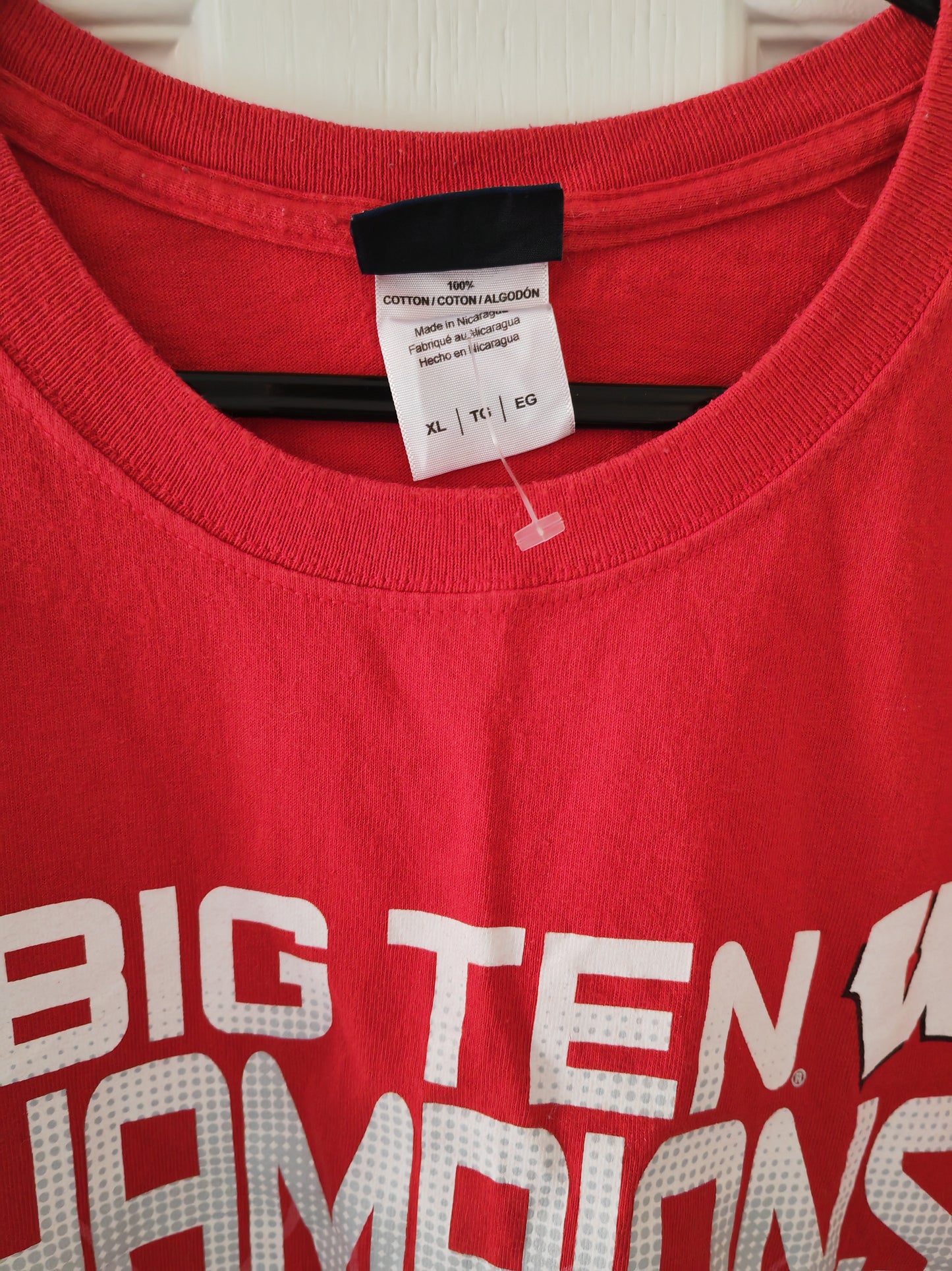 Blue 84 Wisconsin Badgers Basketball 2015 Big 10 Champions T Shirt, Red, Size XL