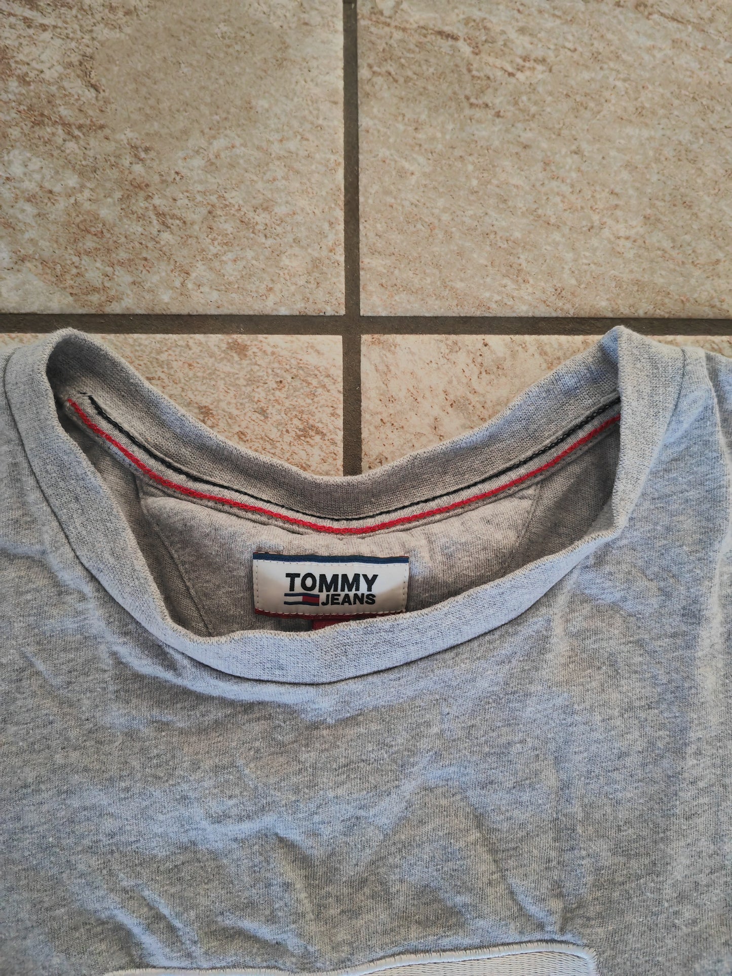 Women's Tommy Jeans T Shirt, Grey, Size Medium