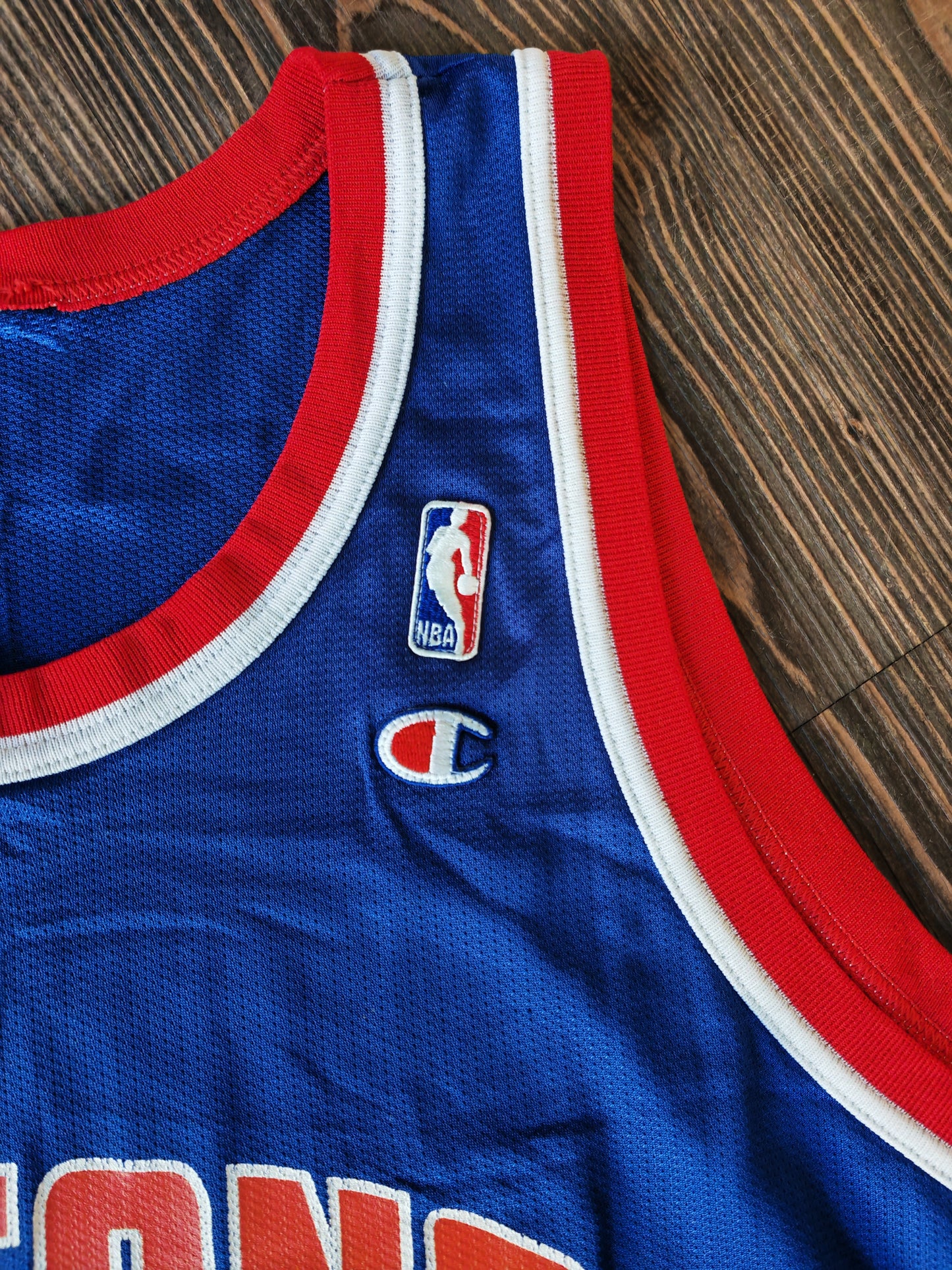Champion Detroit Pistons NBA Basketball Jersey, #33 Hill, Blue, Size Large