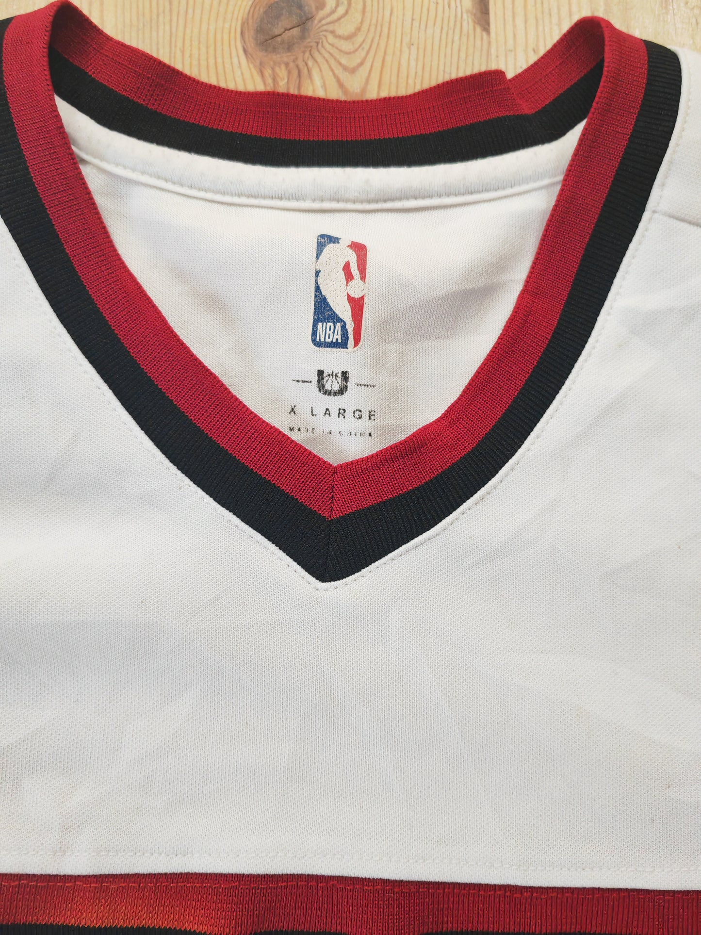 NBA UNK Cleveland Cavaliers Shirt Sleeve Warm Up Jersey/T Shirt, White, Size XL