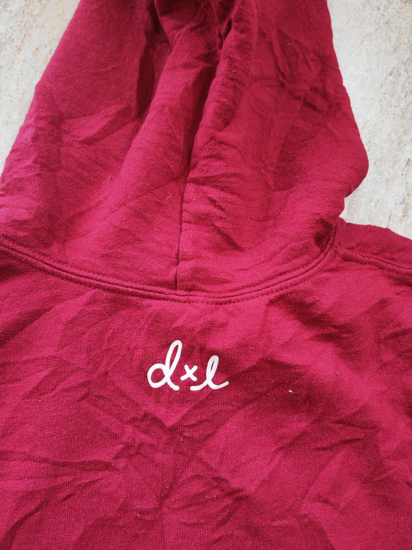 Gildan 'CLICKBAIT' pullover Hoodie, Maroon, Size Large
