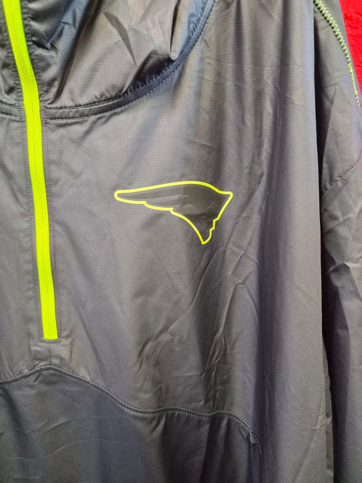 Nike New England Patriots NFL Volt 1/4 Zip Sideline Windbreaker, Black, Size 3XL