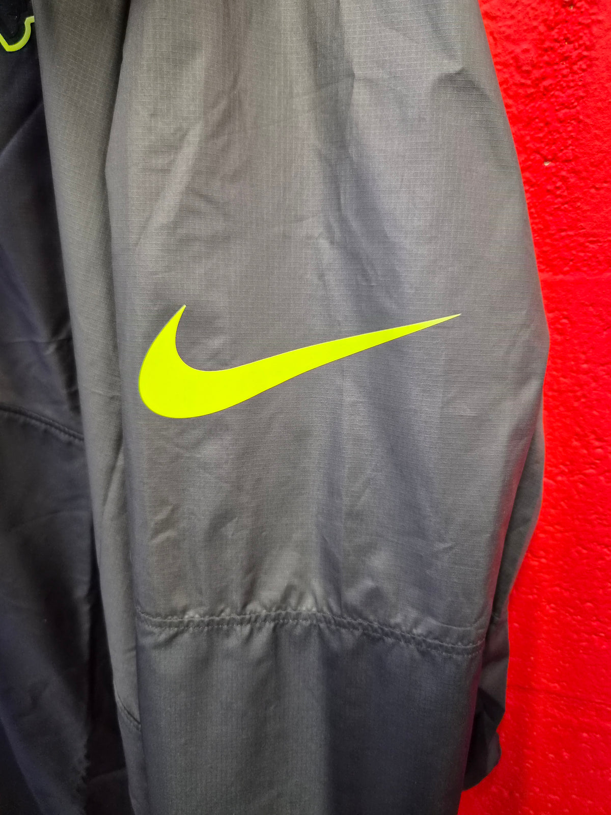 Nike New England Patriots NFL Volt 1/4 Zip Sideline Windbreaker, Black, Size 3XL