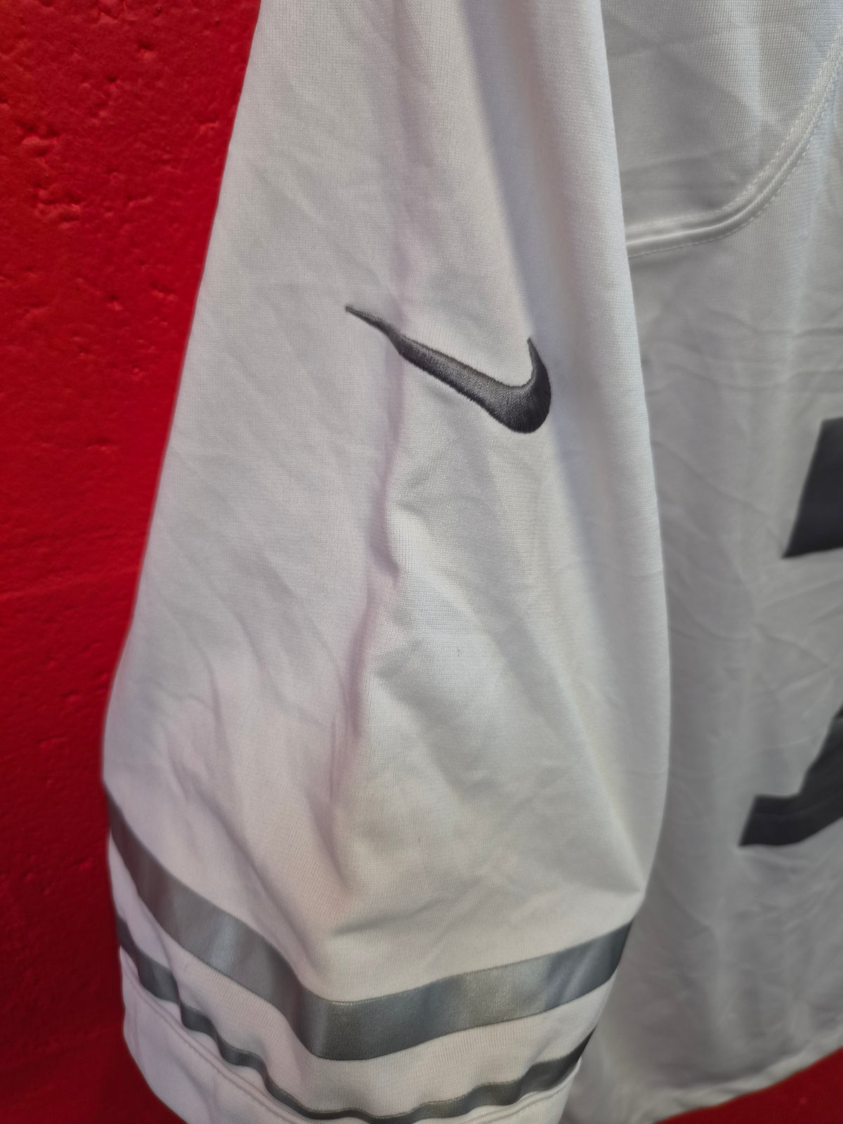 Nike San Francisco 49ers NFL Jersey, #7 Kaepernick, White, Size Large