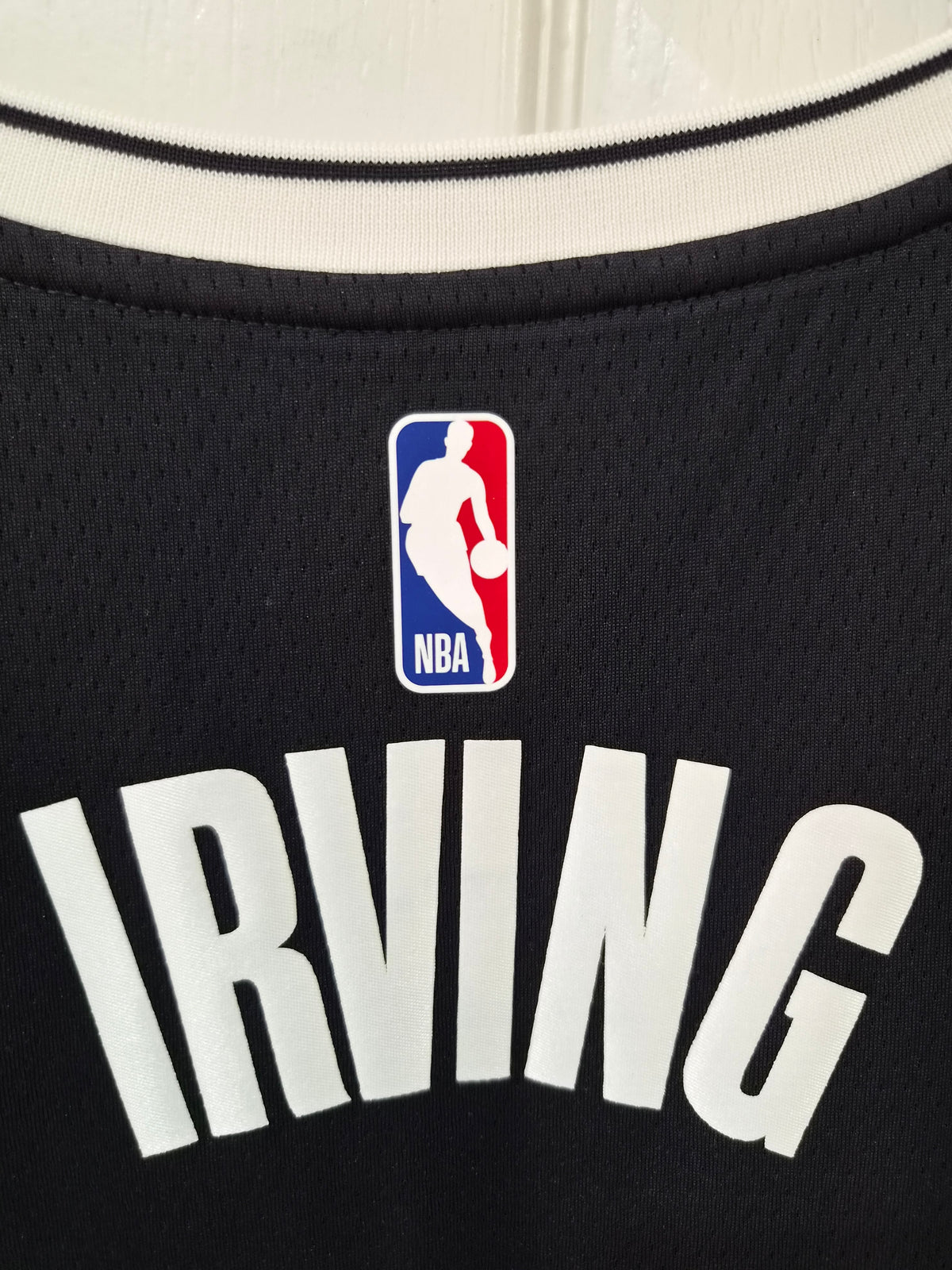 Nike Brooklyn Nets NBA Basketball Jersey, #11 Irving, Black, Size Large (BNWT)