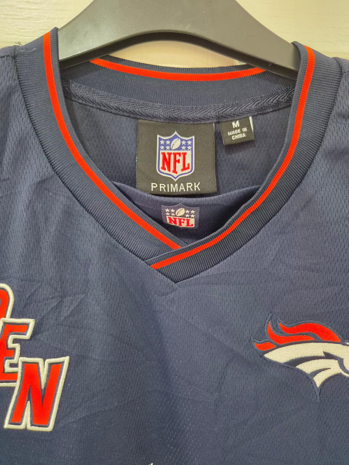 Primark NFL Denver Broncos Short Sleeve T Shirt, Navy/Orange, Size Medium