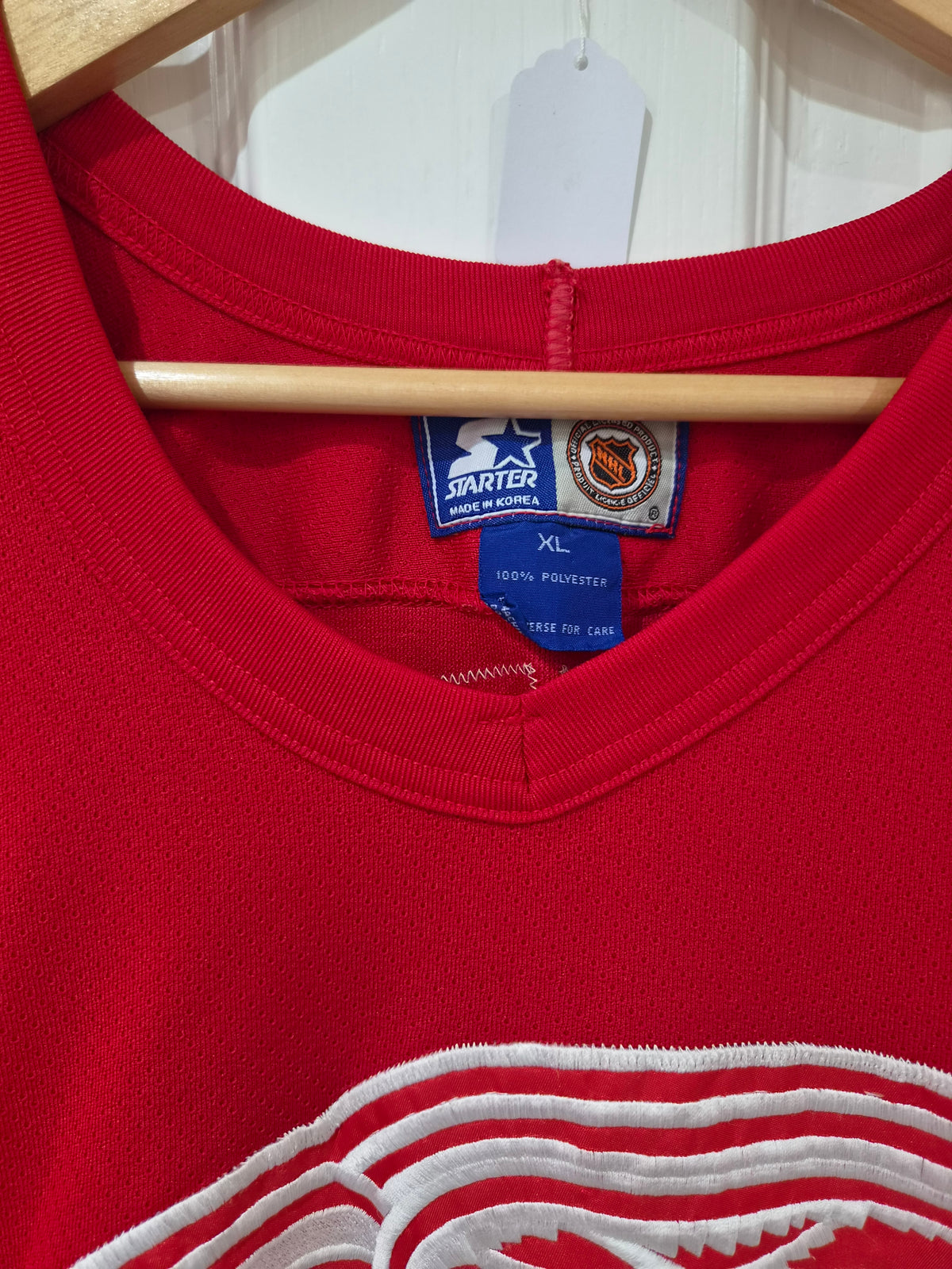 Starter Detroit Red Wings NHL Hockey Jersey, #77 Coffey, Red, Size XL