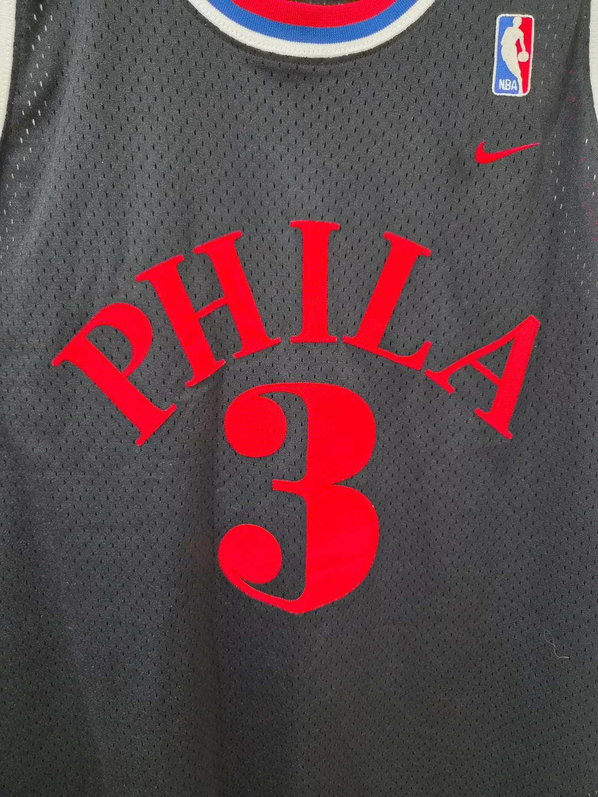 Nike Philadelphia 76ers NBA Jersey, #3 Iverson, Black, Size XL +2 Length