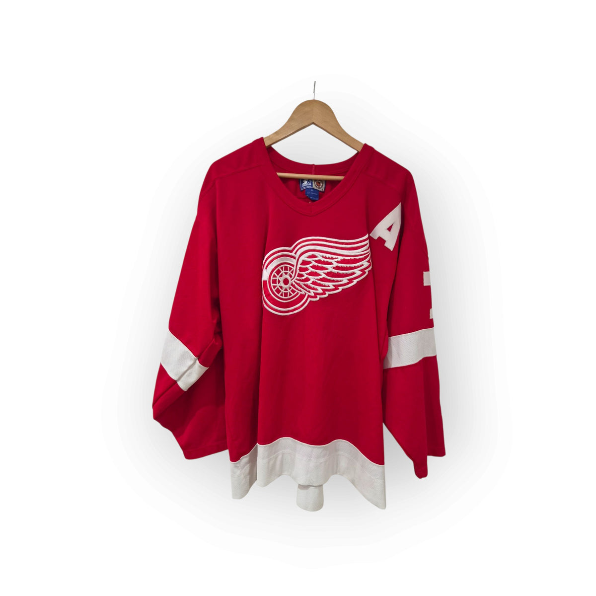Starter Detroit Red Wings NHL Hockey Jersey, #77 Coffey, Red, Size XL