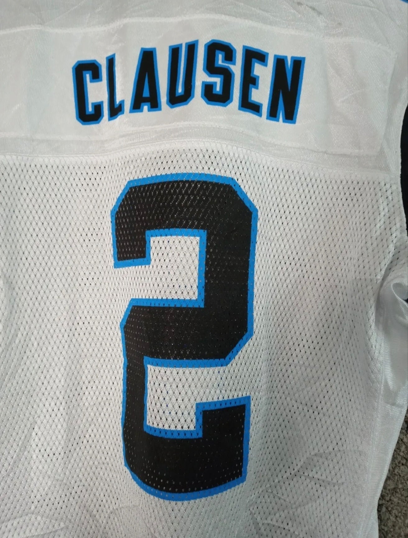 Women's Reebok Carolina Panthers NFL jersey, #2 Clausen, white, size Medium