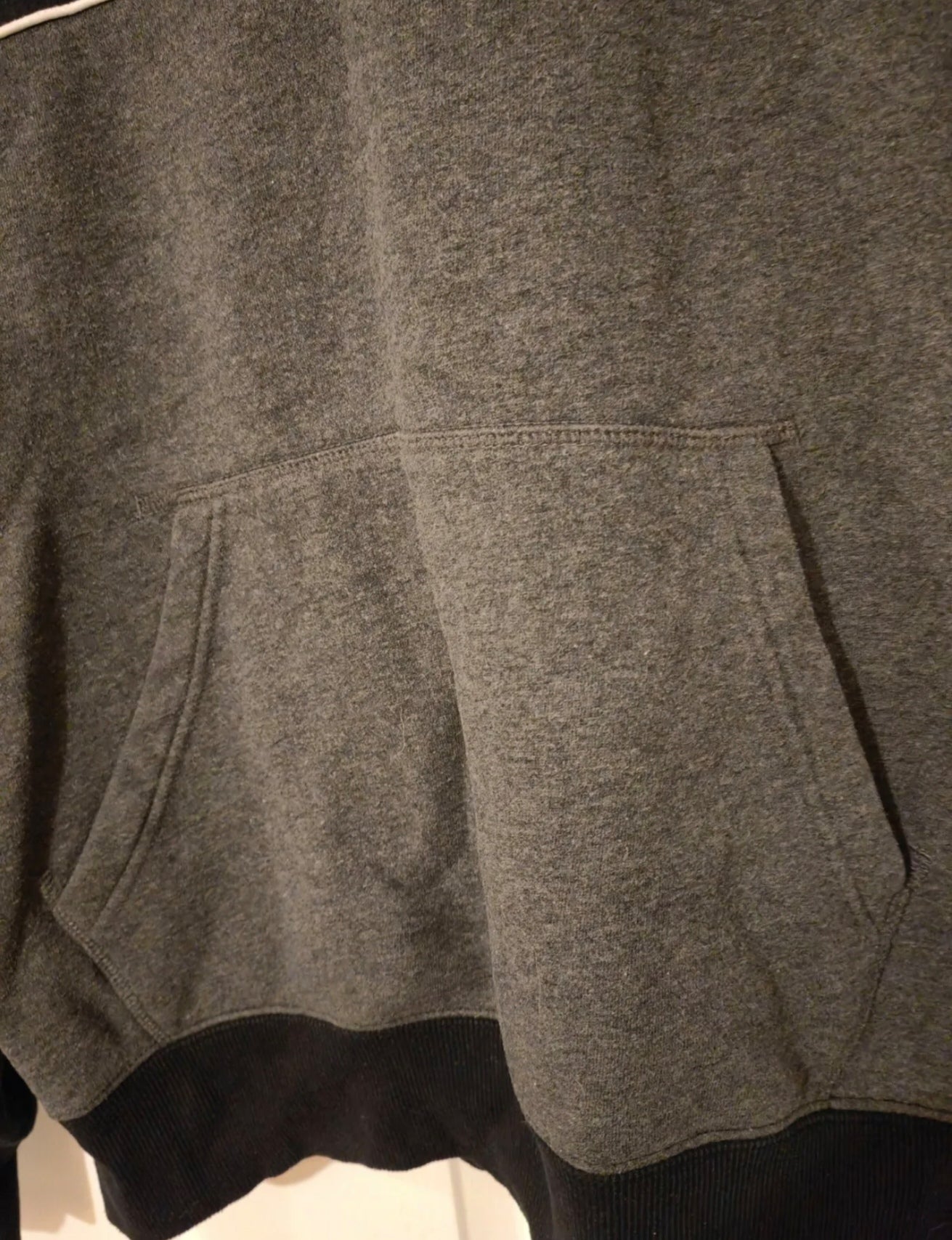 Ellesse Pullover Hoodie, Black/Grey, Size Large