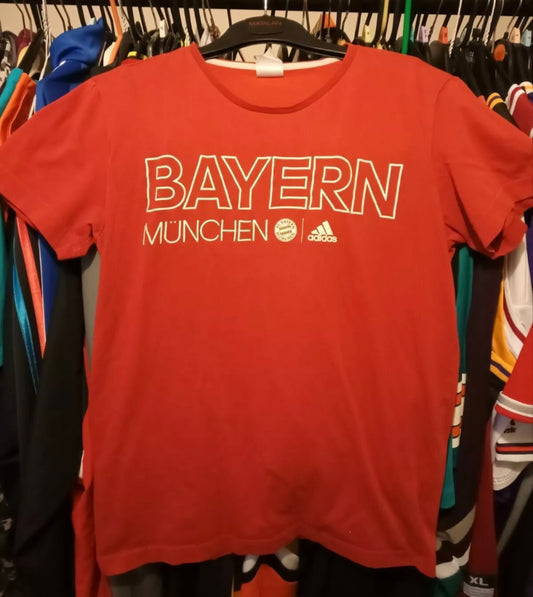 Men's Adidas Bayern Munich Red T Shirt, Size Small