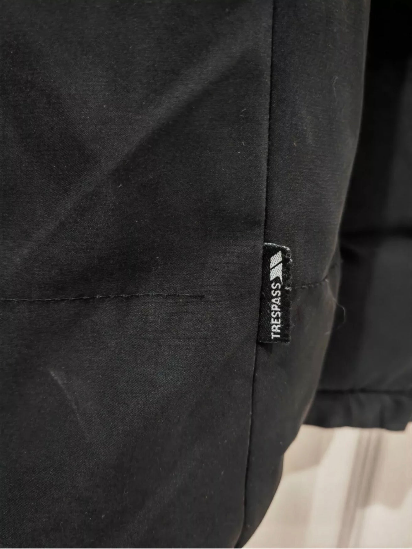 Youth Trespass Waterproof Thick Coat, Black, Size 9-10 Years