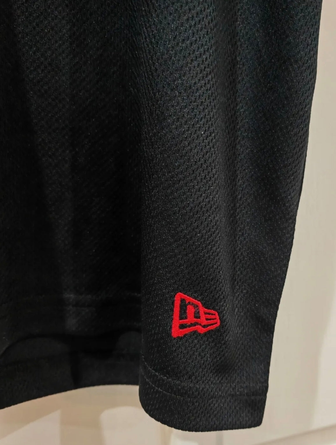 New Era NBA Big Logo T Shirt, Black, Size Medium