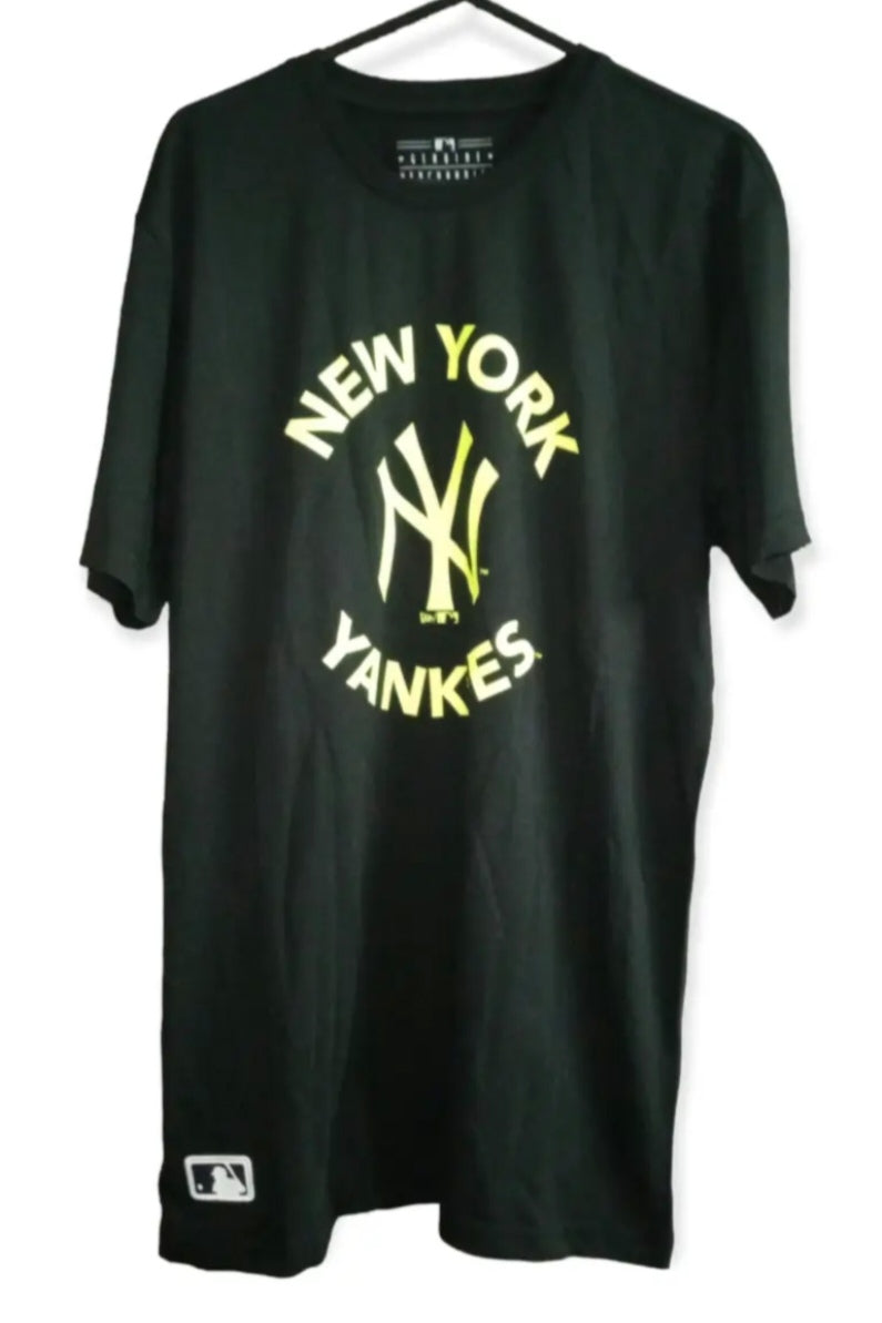 New Era, Brand New, New York Yankees MLB t shirt, black, size Medium