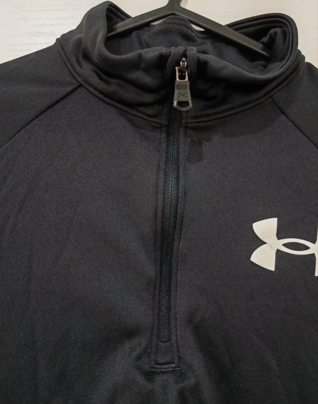 Youth Under Armour Long Sleeve 1/4 Zip Training Top, Black, Size YS