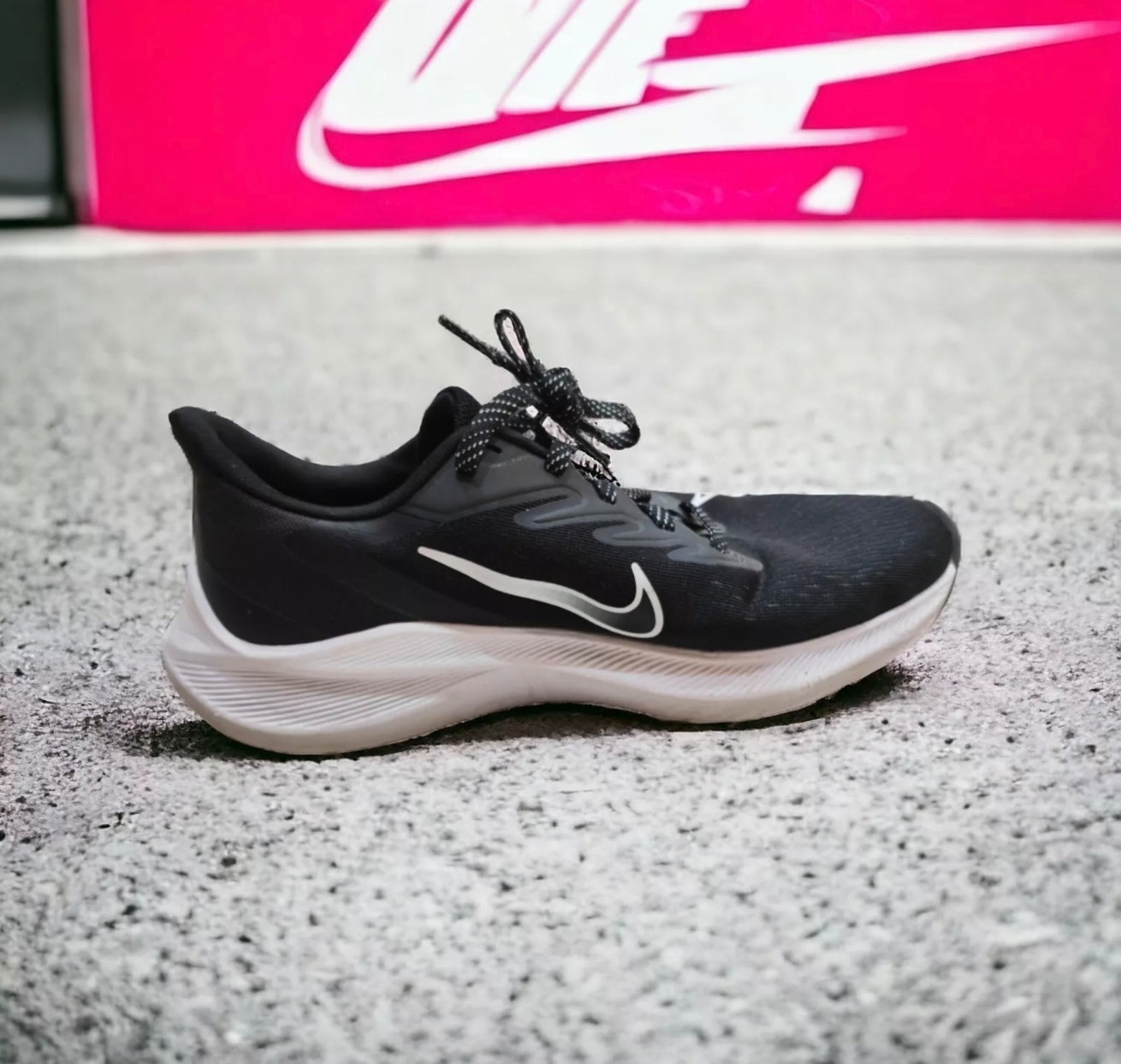 Women's Nike Winflo Running Trainers, Black/White, Size 6