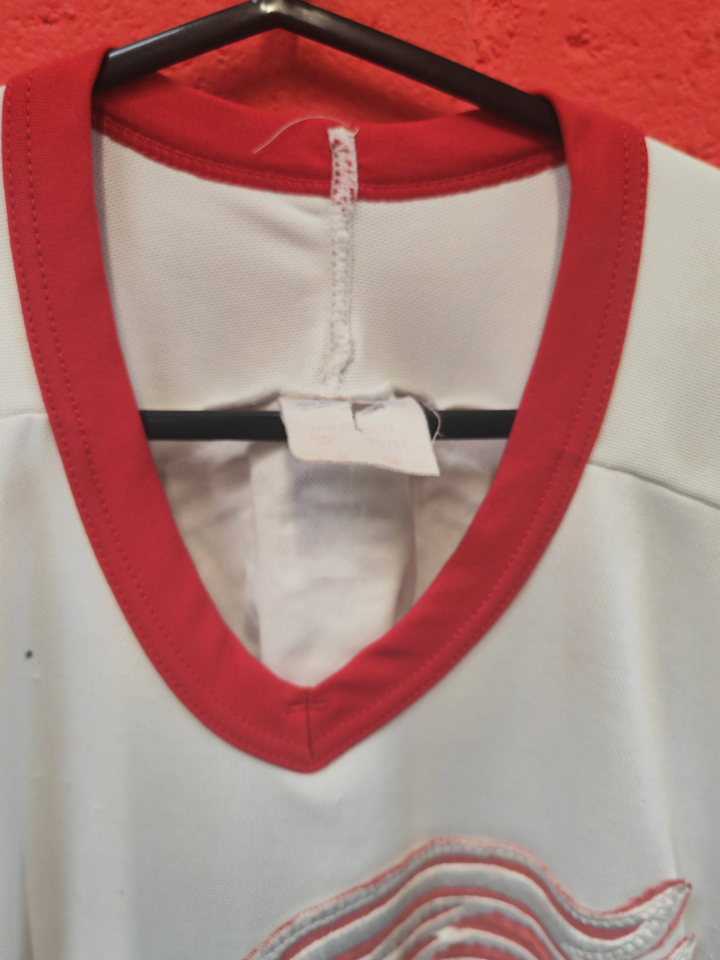 CCM Detroit Red Wings NHL Jersey, #24 Probert, White/Red, Size Small