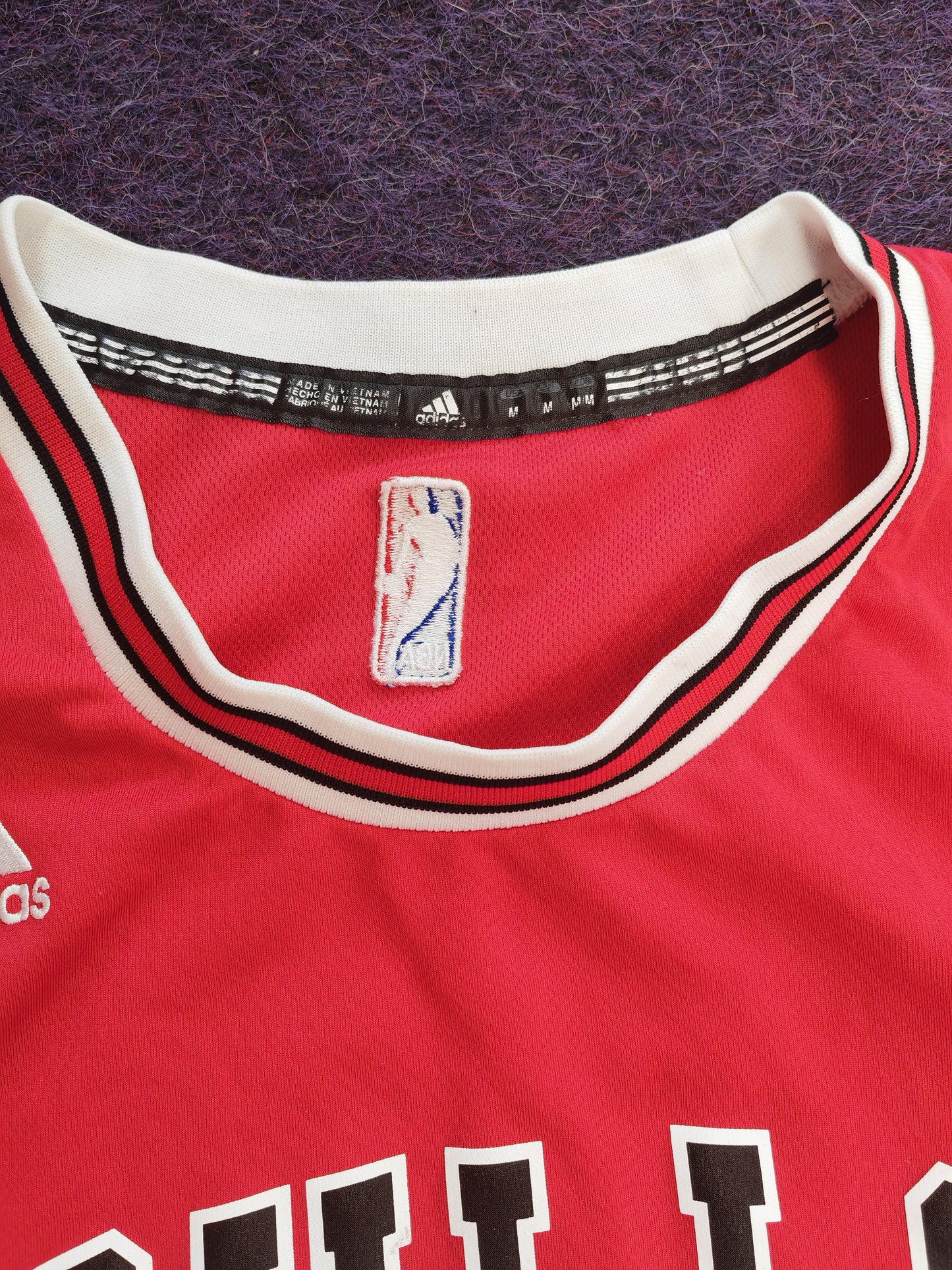 Adidas Chicago Bulls NBA Basketball Jersey, #1 Rose, Red, Size Medium