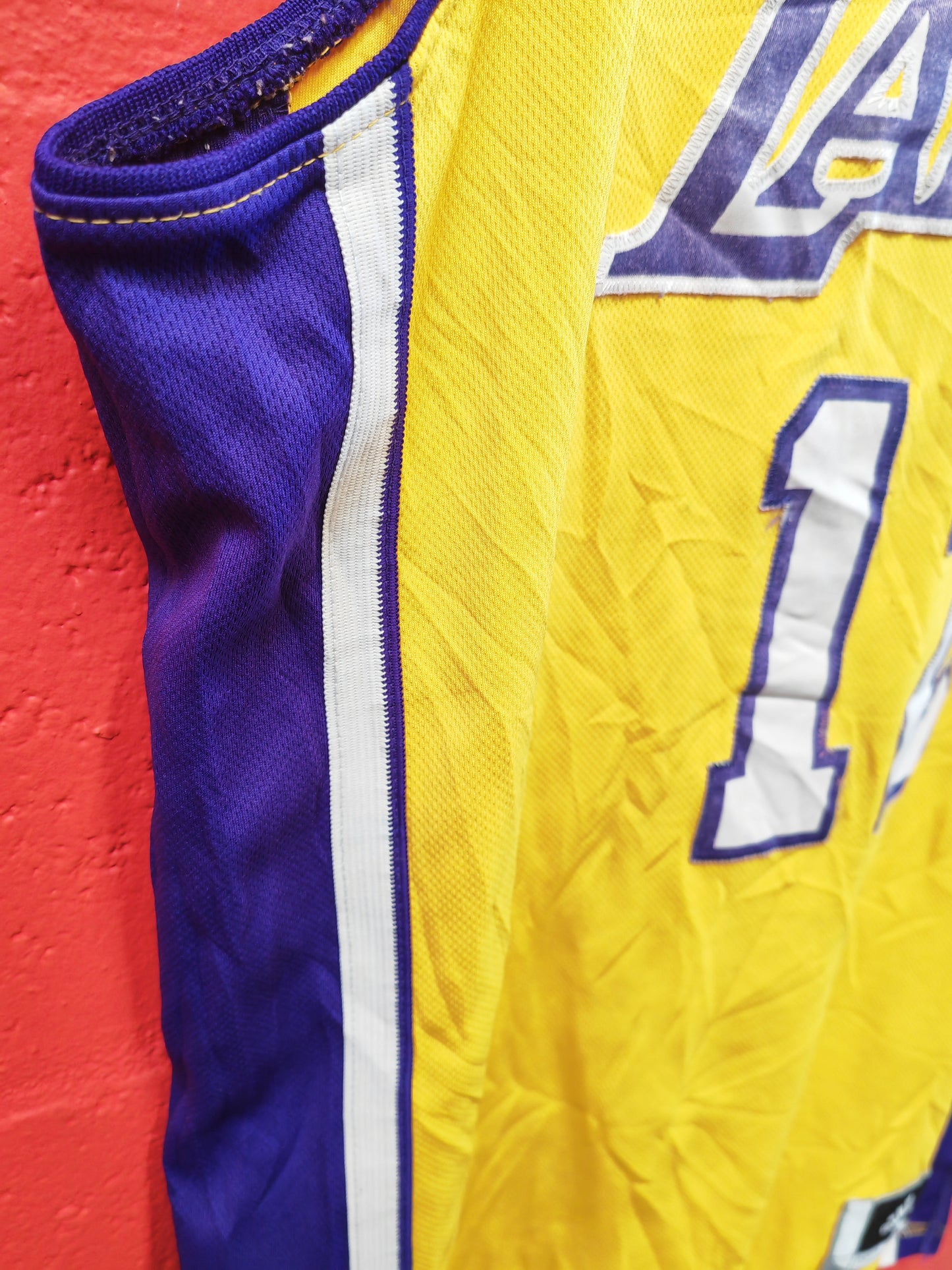 Adidas Los Angeles Lakers NBA Jersey, #12 Howard, Yellow, Size Medium+2 Length
