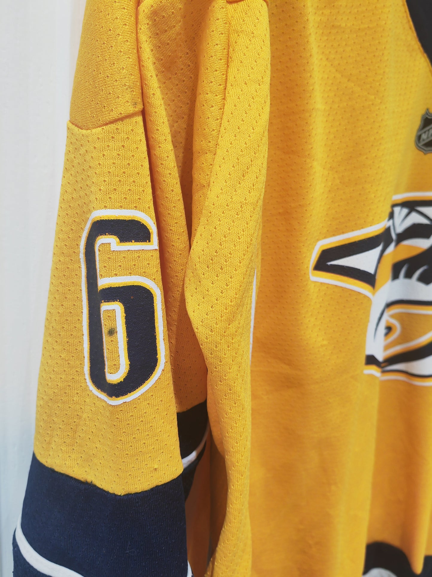 Youth Reebok Nashville Predators NHL Hockey Jersey, #6 Weber, Yellow, Size YL/XL
