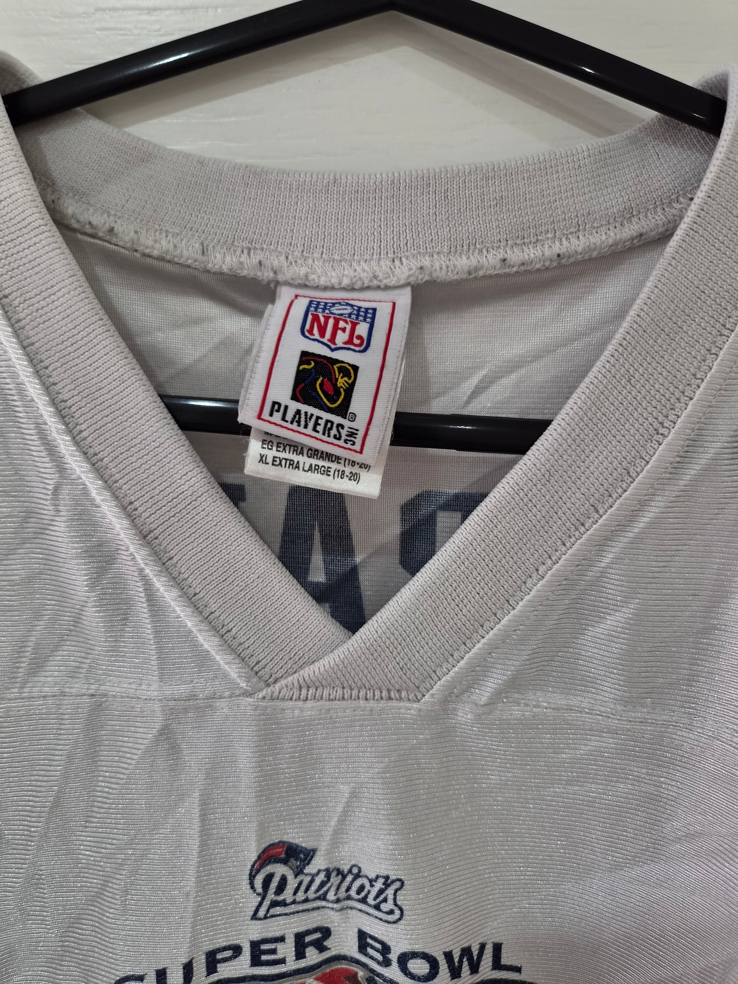 Youth NFL New England Patriots Super Bowl XXXIX Champions T Shirt, #12 Brady, YXL