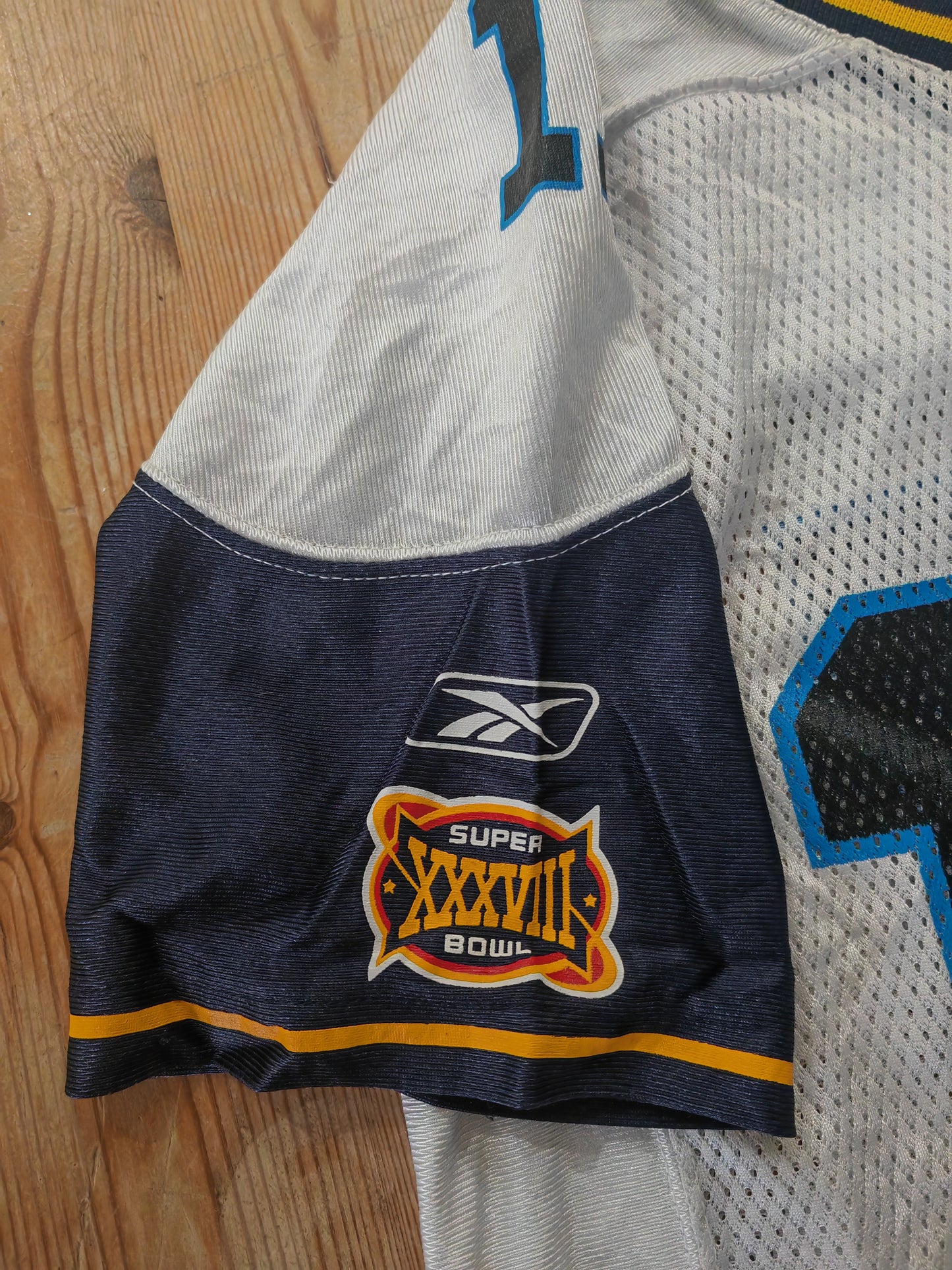 Youth Reebok Carolina Panthers NFL Super Bowl Jersey, #17 Delhomme, Auto,Size YM