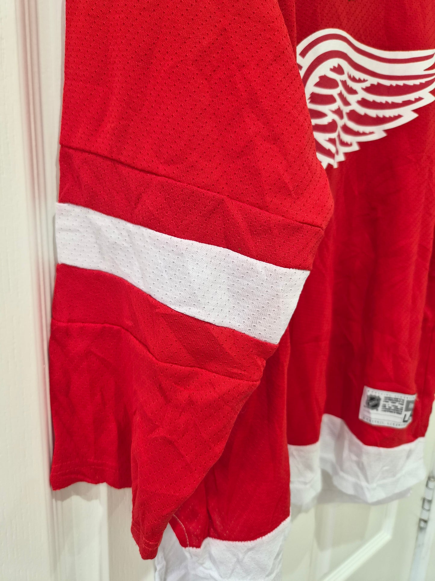 Youth Reebok Detroit Red Wings NHL Jersey, Red, Size YL/XL