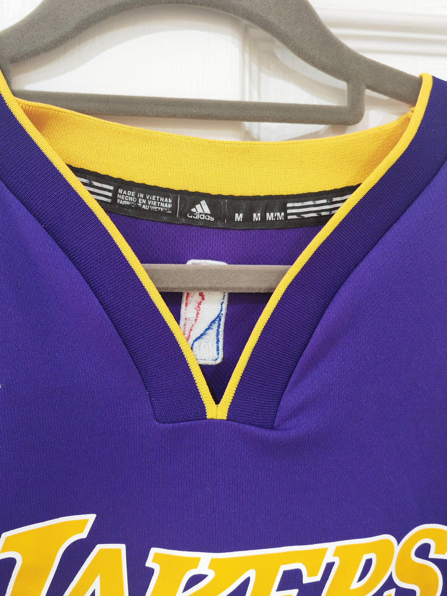 Adidas Los Angeles Lakers NBA Basketball Jersey, #24 Bryant, Purple, Size Medium