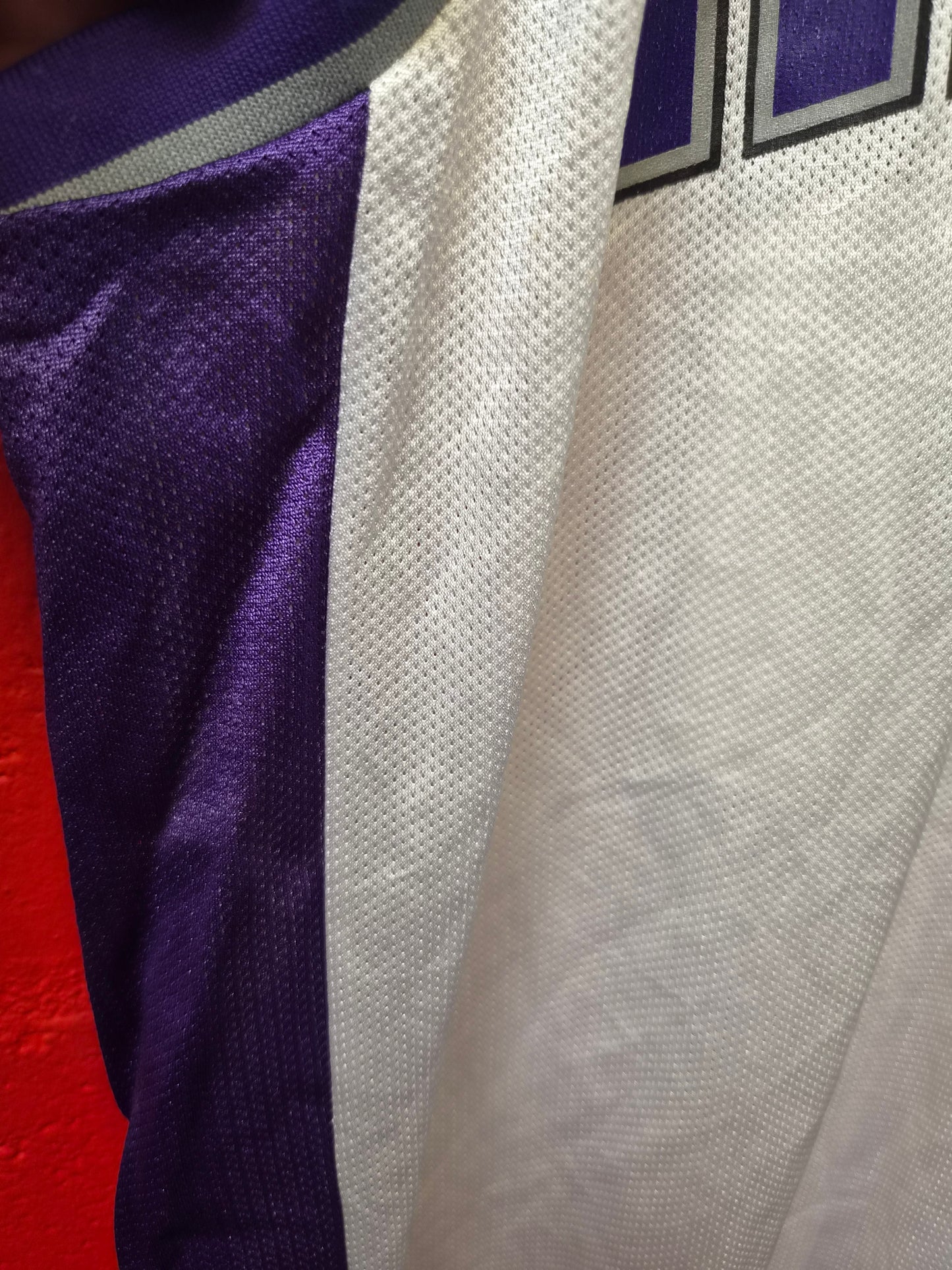 Reebok Sacramento Kings NBA Jersey, #16 Stojakovic, White, Size Medium