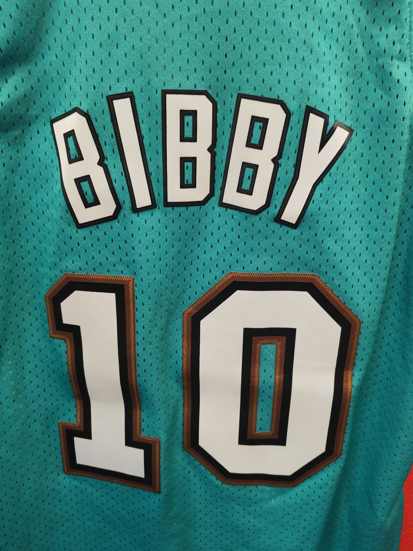 Mitchell & Ness Vancouver Grizzlies 1998/99 NBA Jersey, #10 Bibby, Size Large