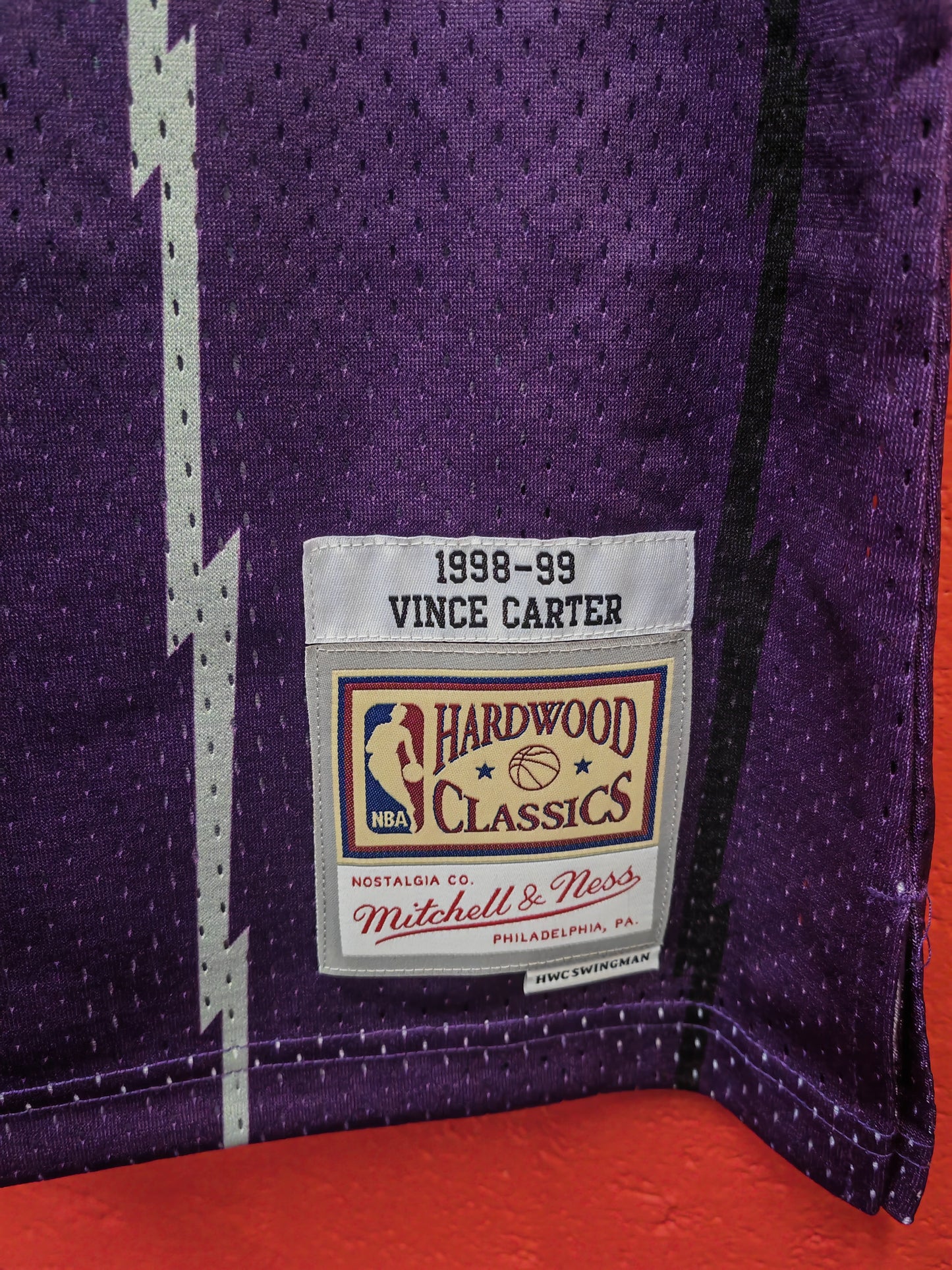 Mitchell & Ness Toronto Raptors 1998/99 NBA Jersey, #15 Carter. Purple, Size Medium